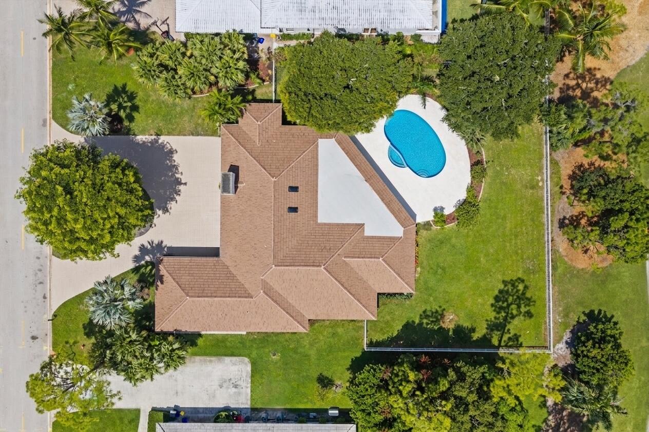 main property photo 60