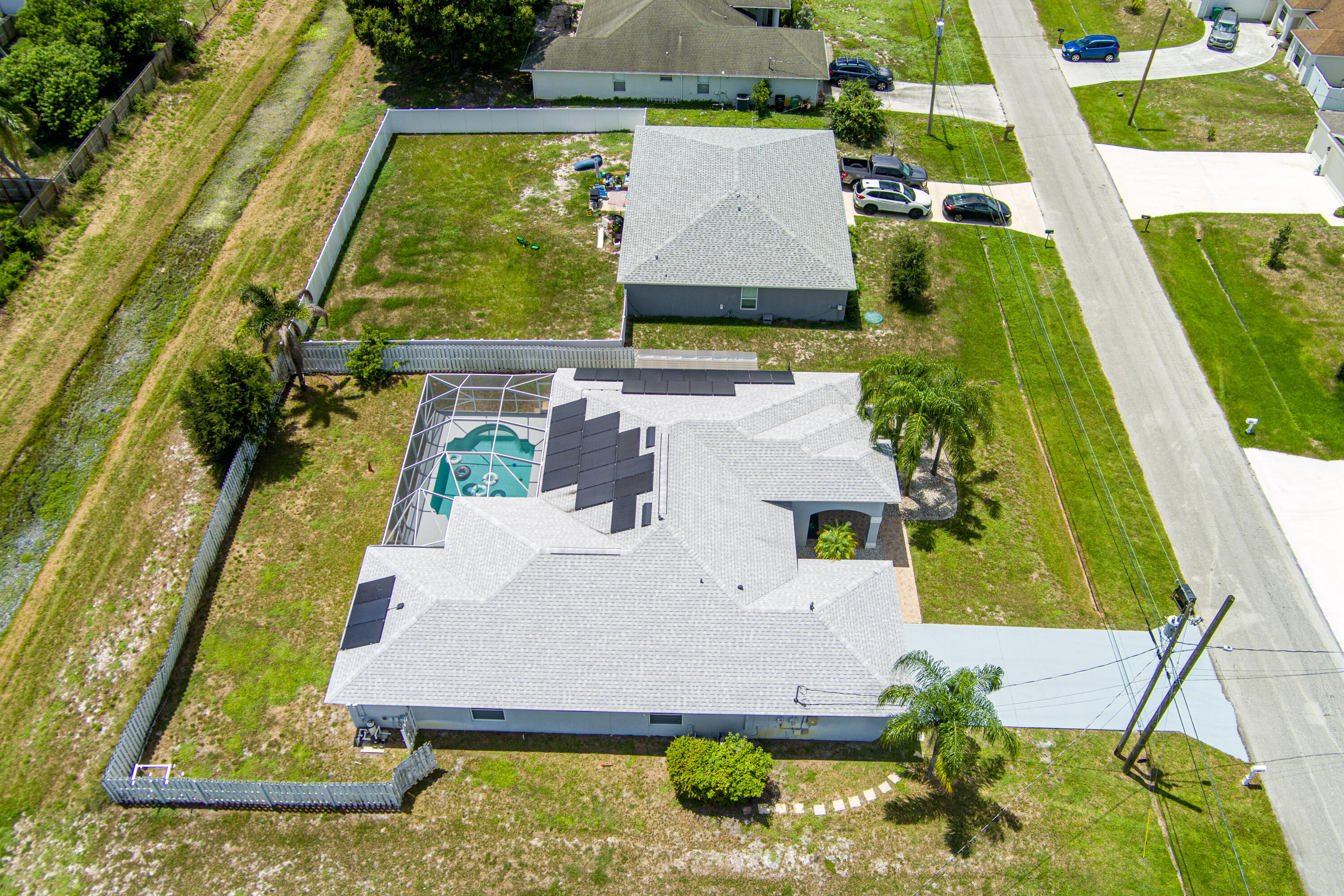 main property photo 61