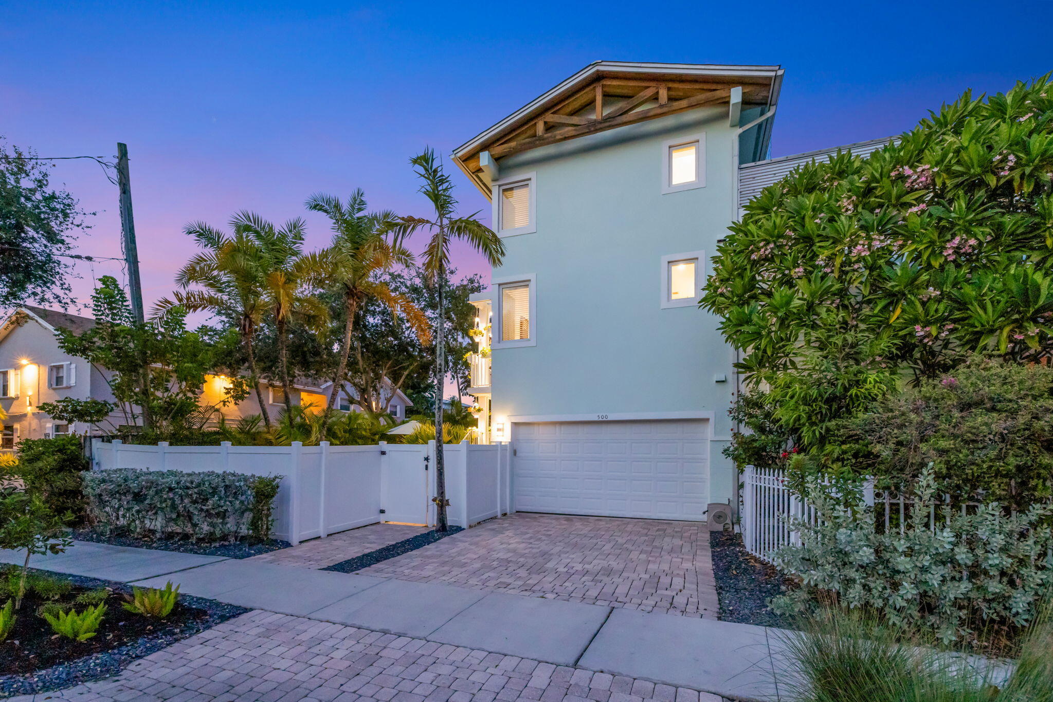 main property photo 81