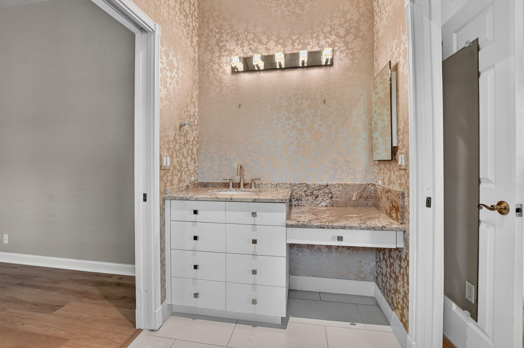 main property photo 60