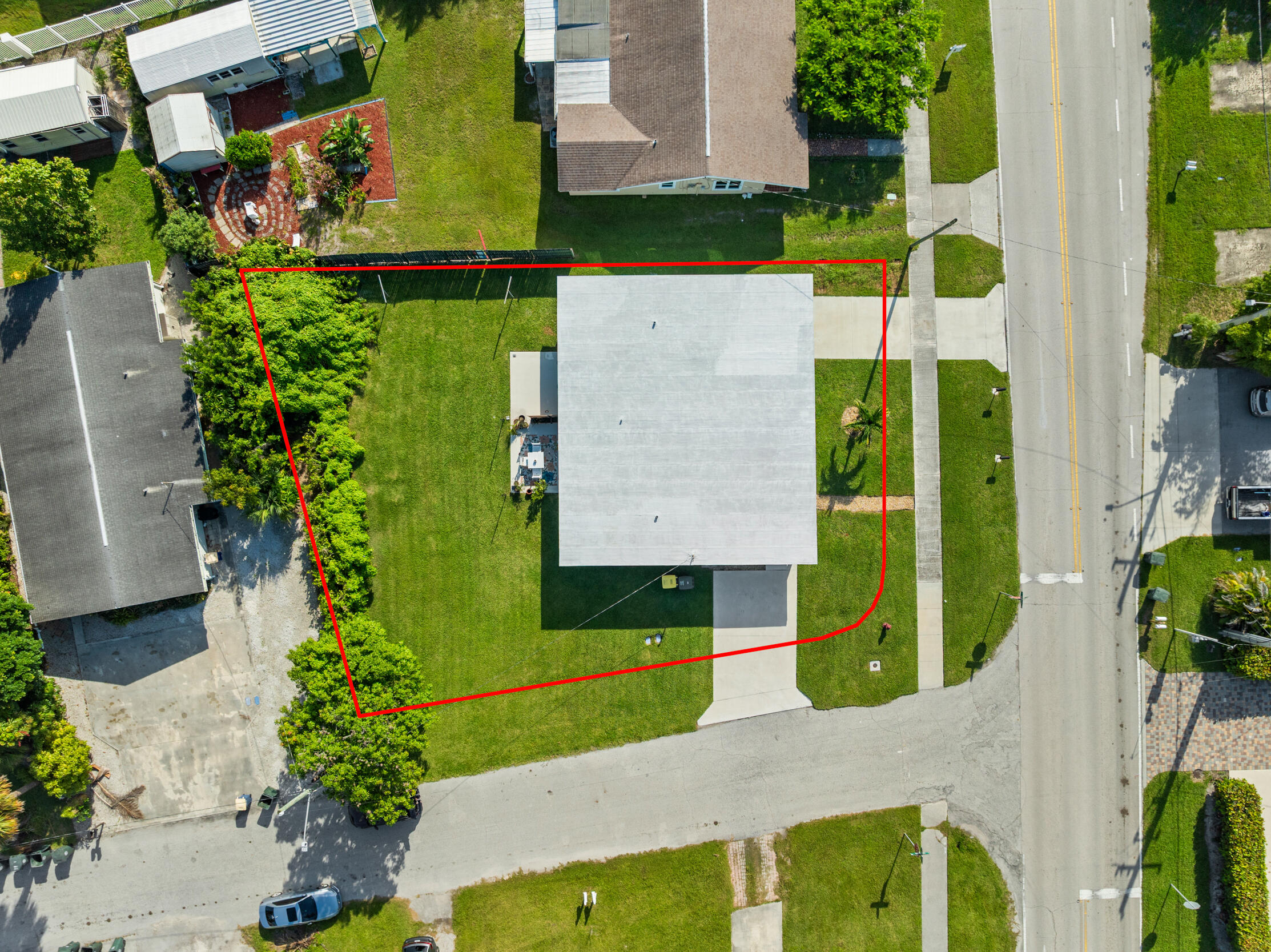 main property photo 27