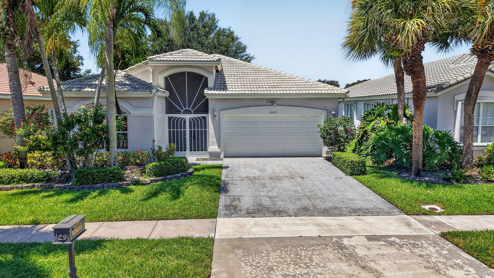 main property photo 45