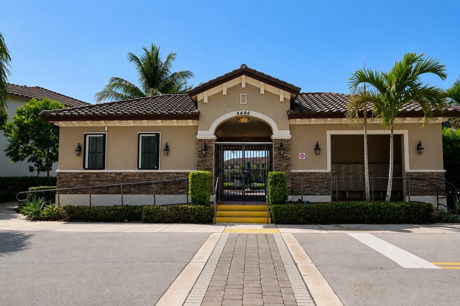 main property photo 45
