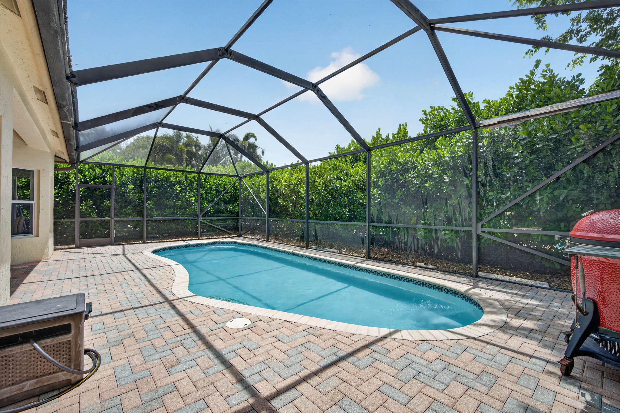 main property photo 57