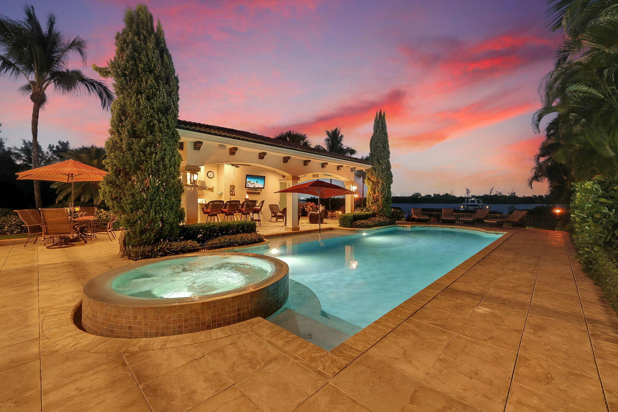 main property photo 67