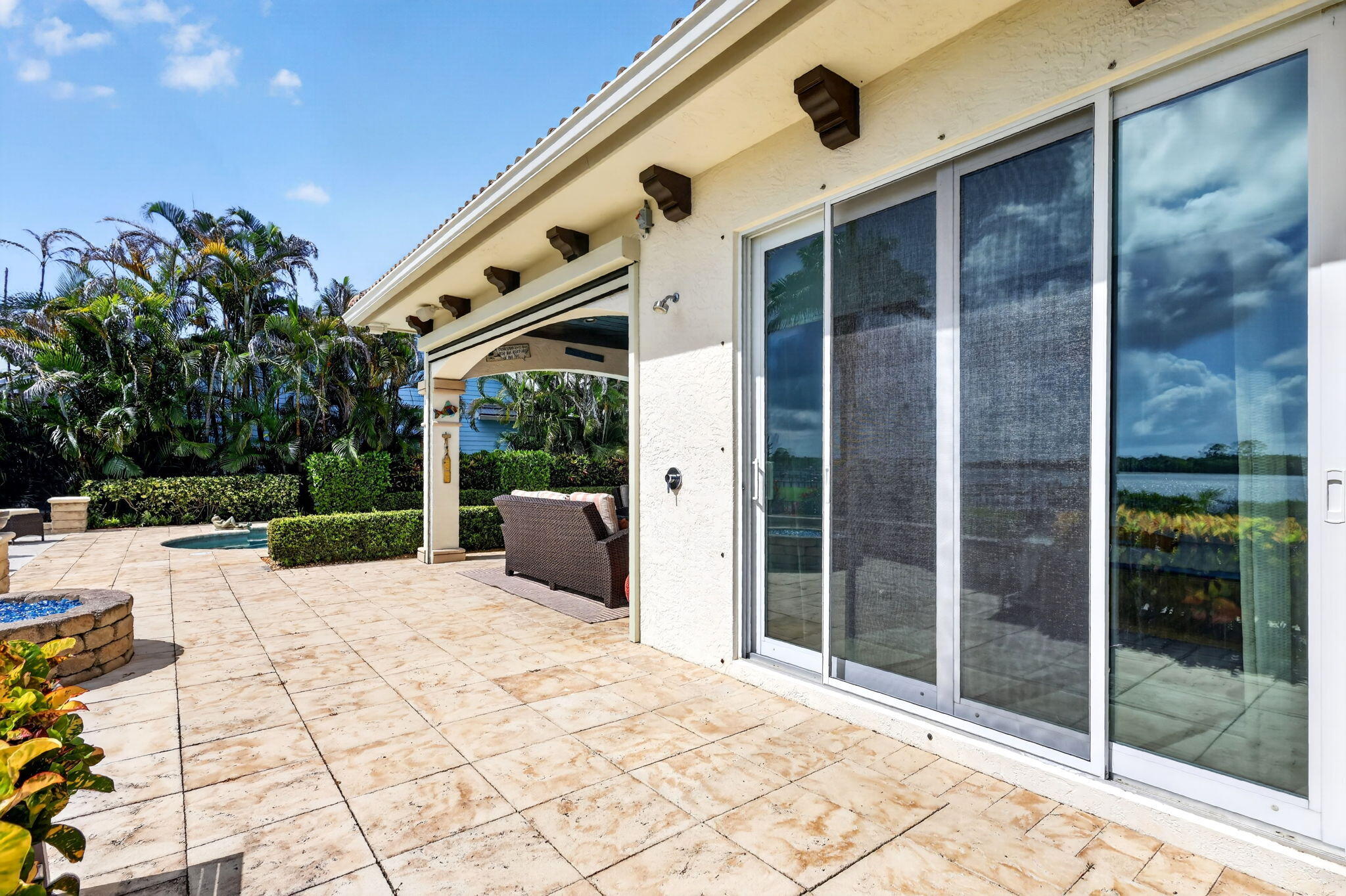 main property photo 75