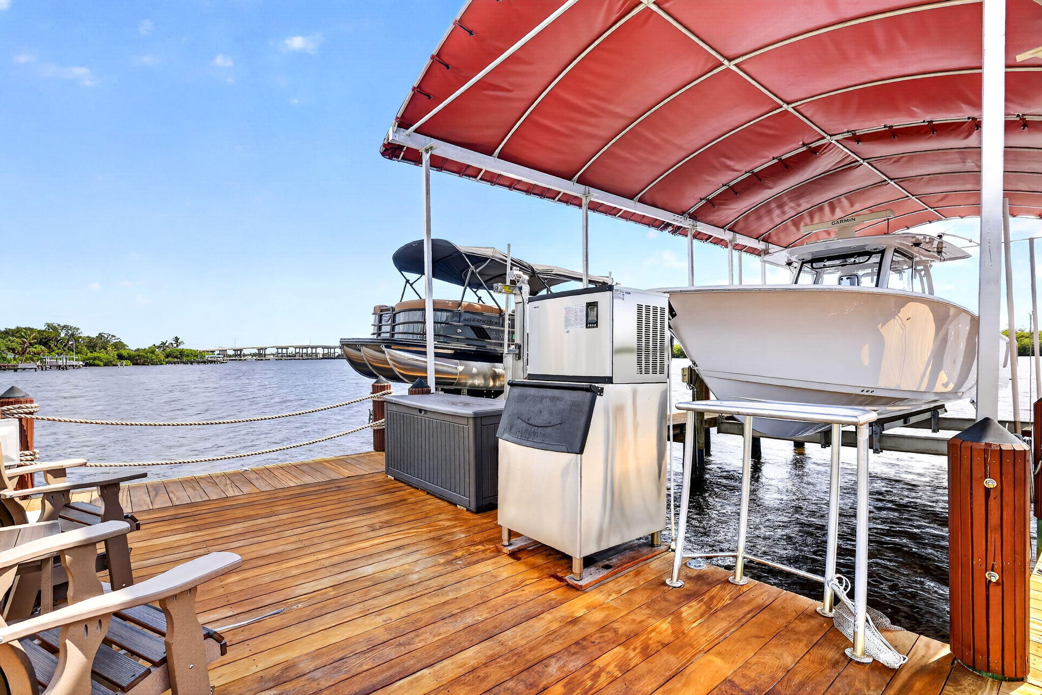 main property photo 88