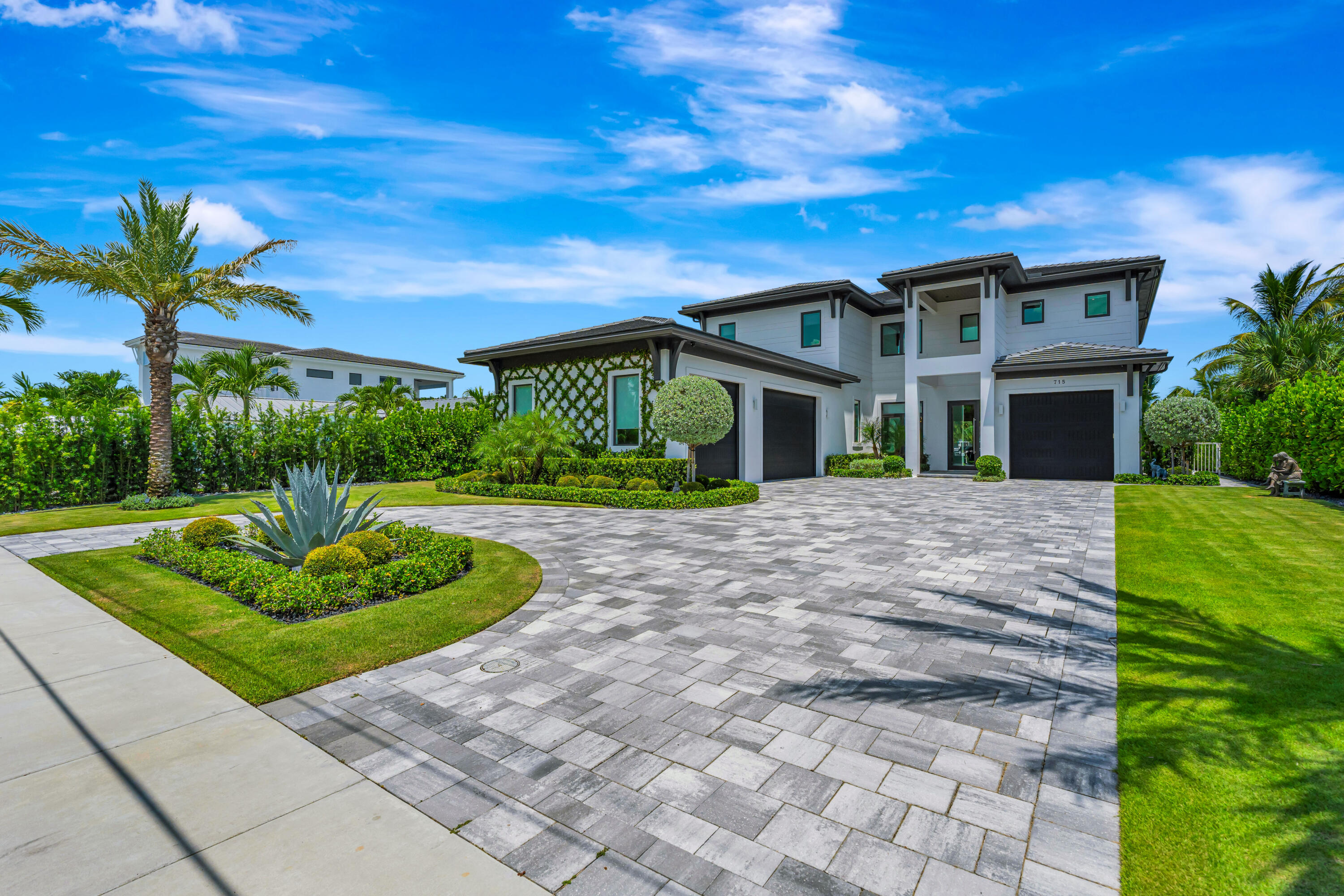 main property photo 75