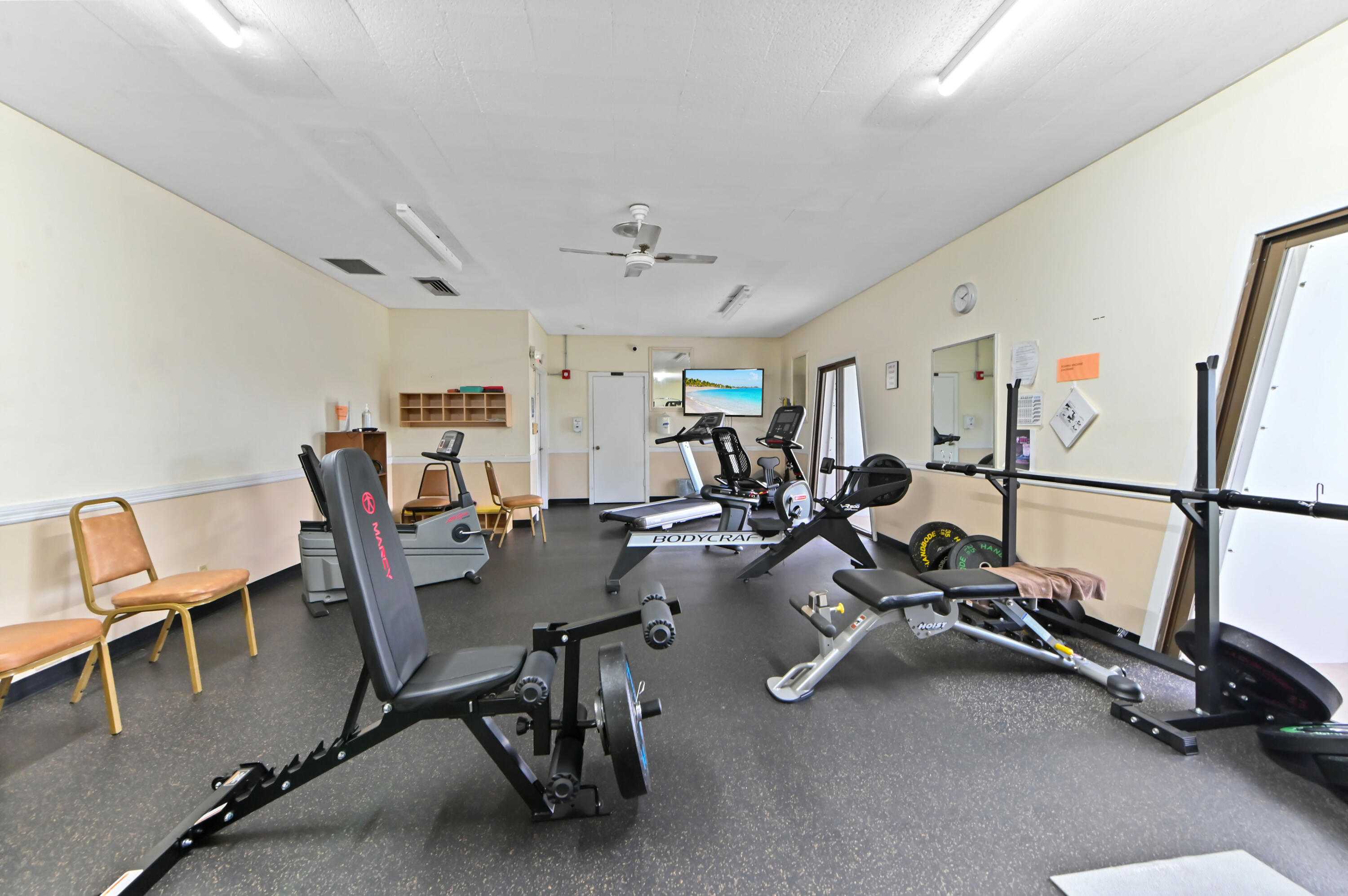 main property photo 37