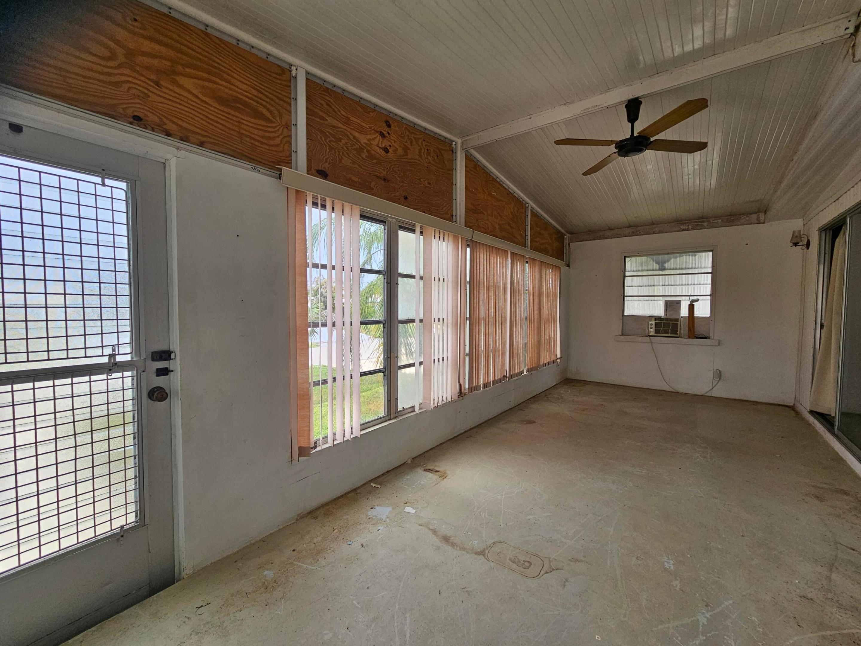 property viewer photo 13
