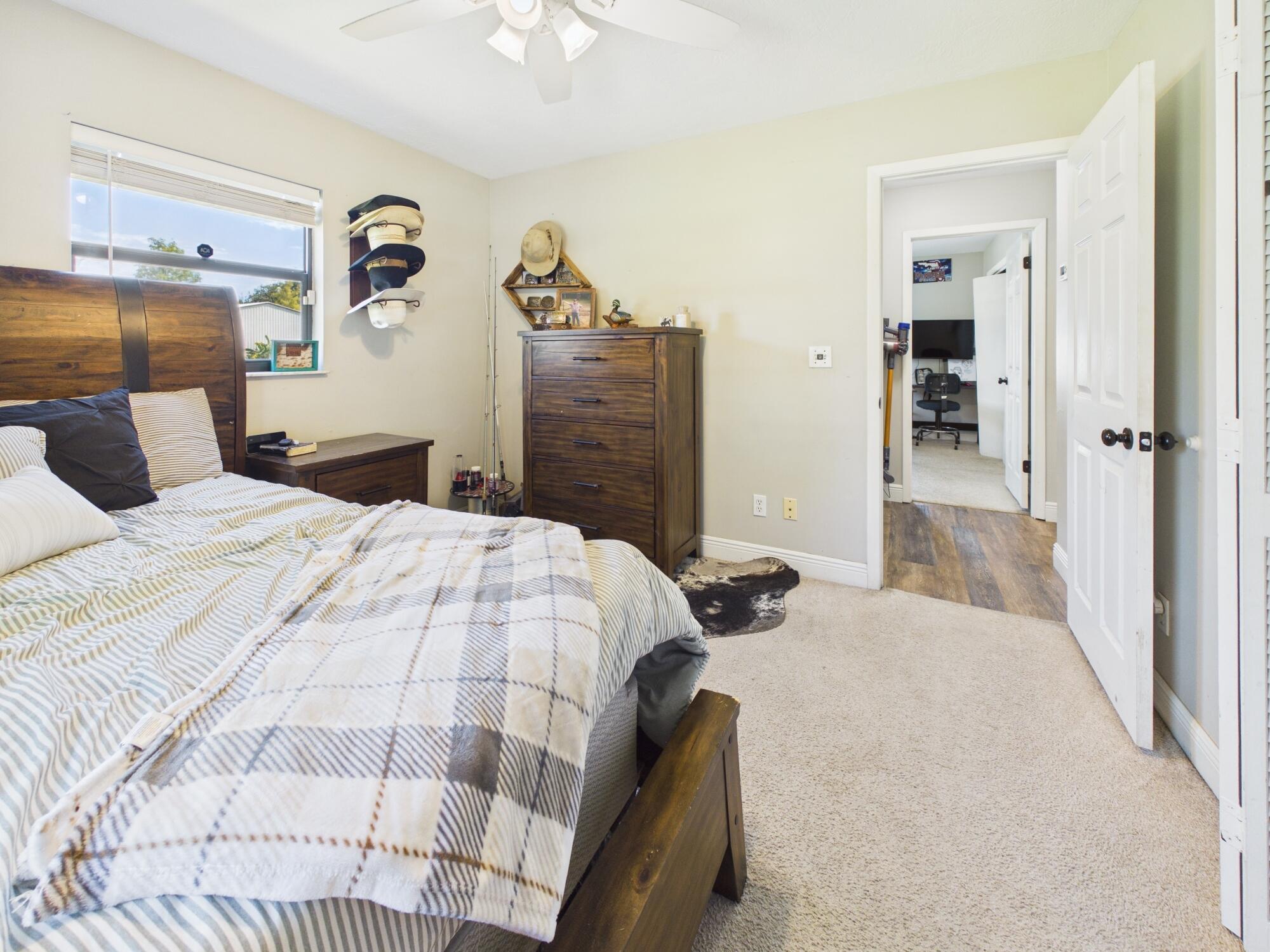 main property photo 50
