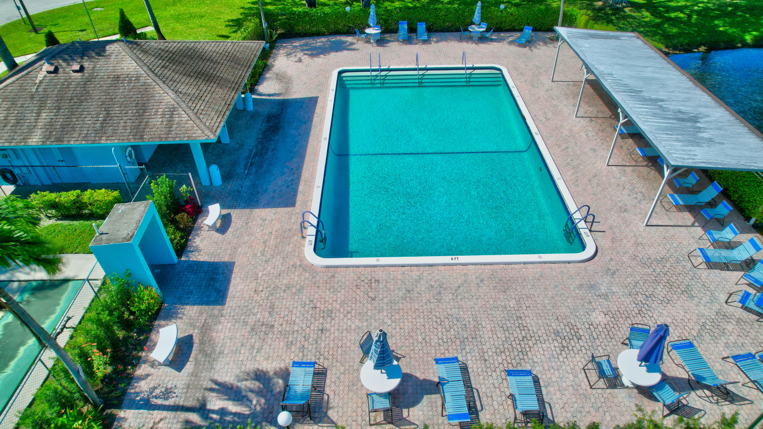 main property photo 78