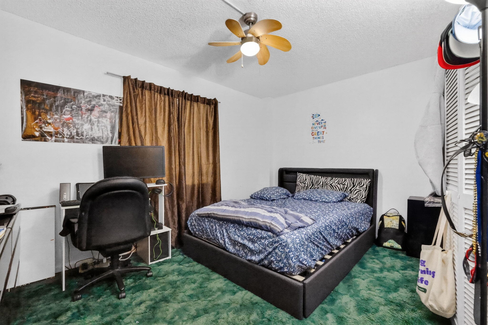 main property photo 14