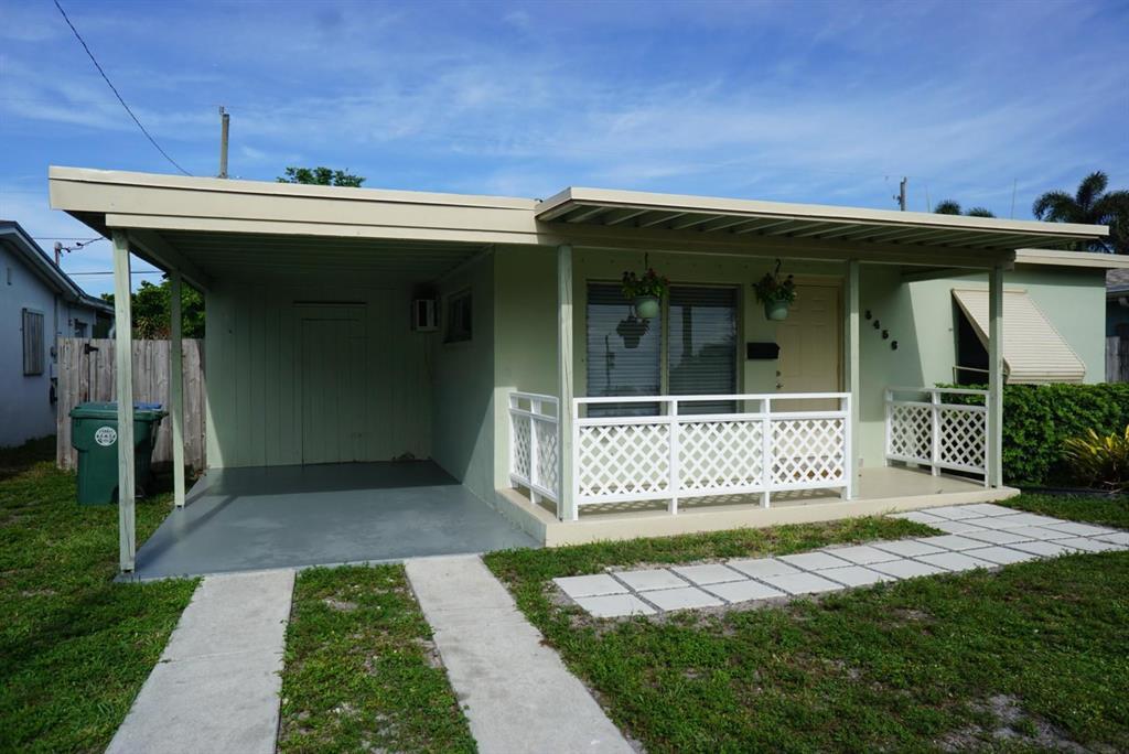 main property photo 13