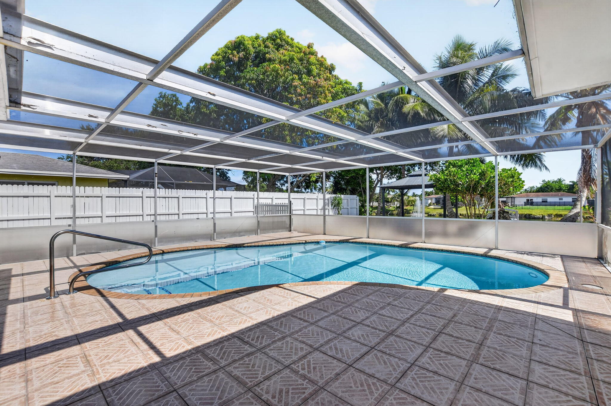 main property photo 70