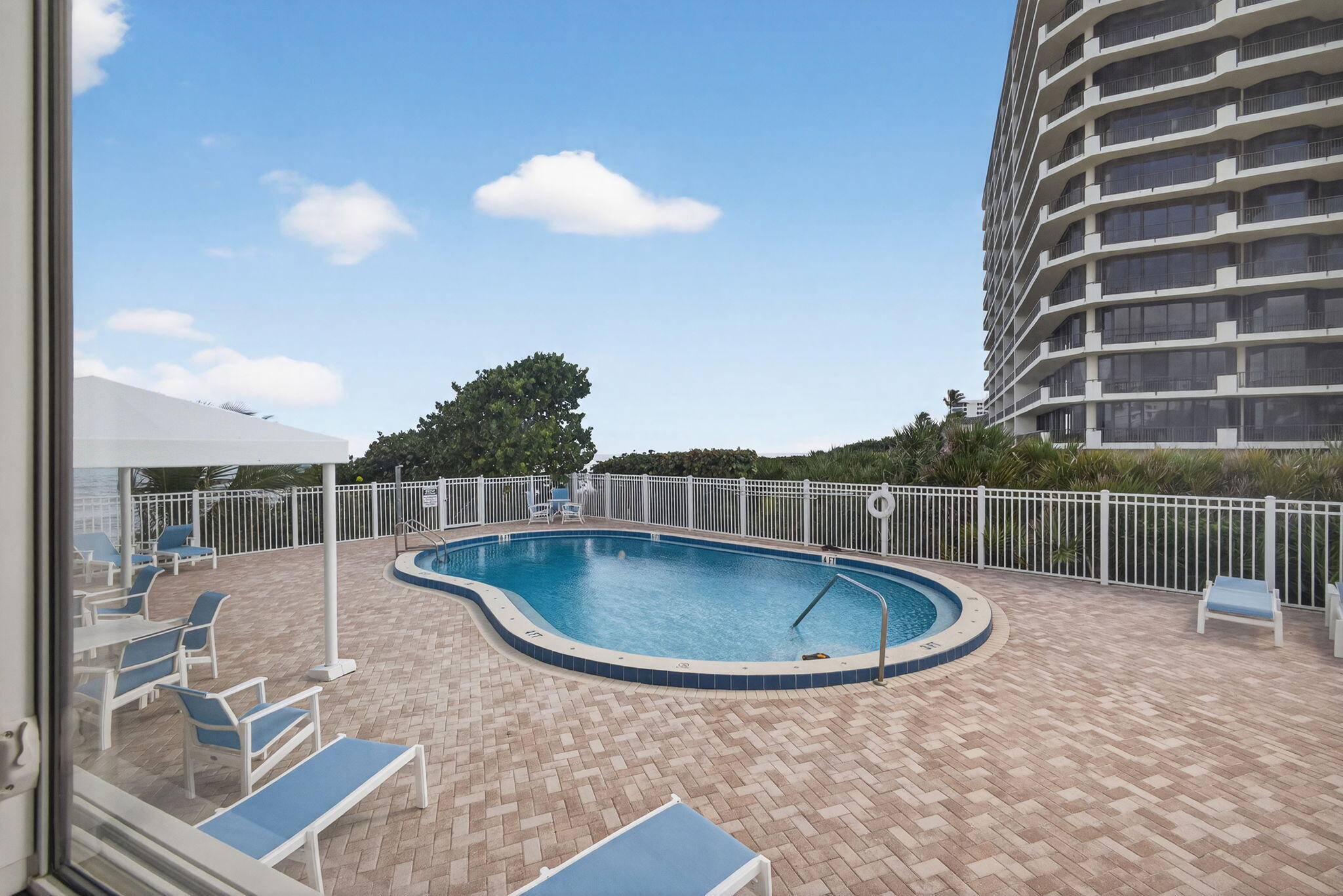 main property photo 51