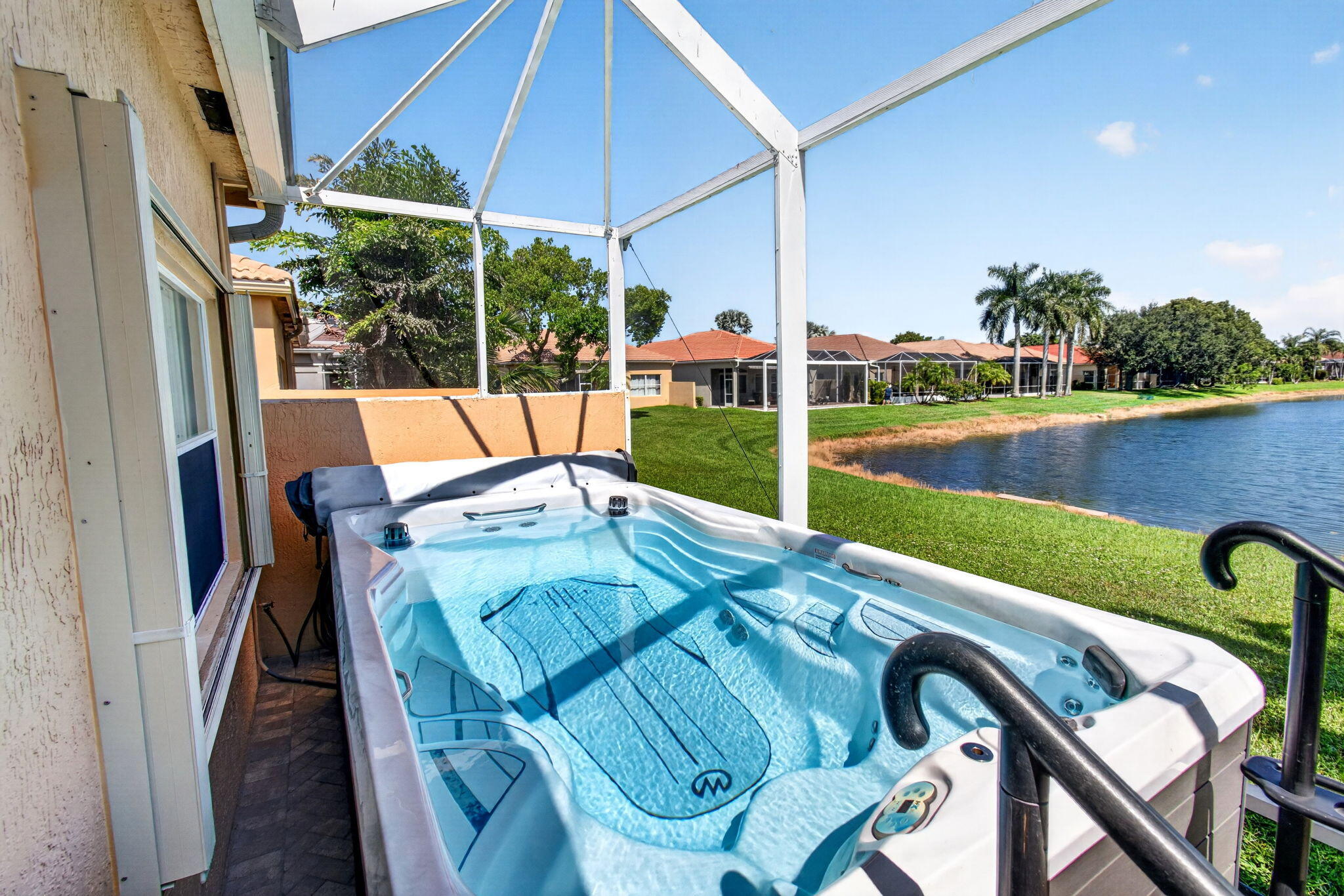 main property photo 20