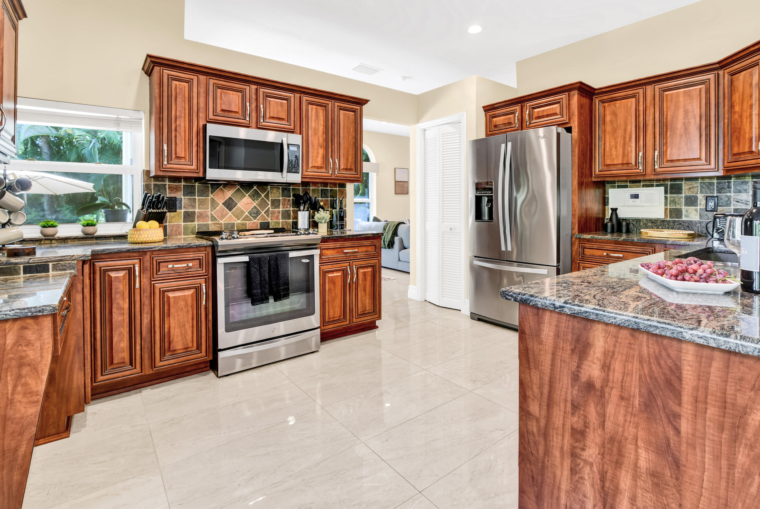 main property photo 75
