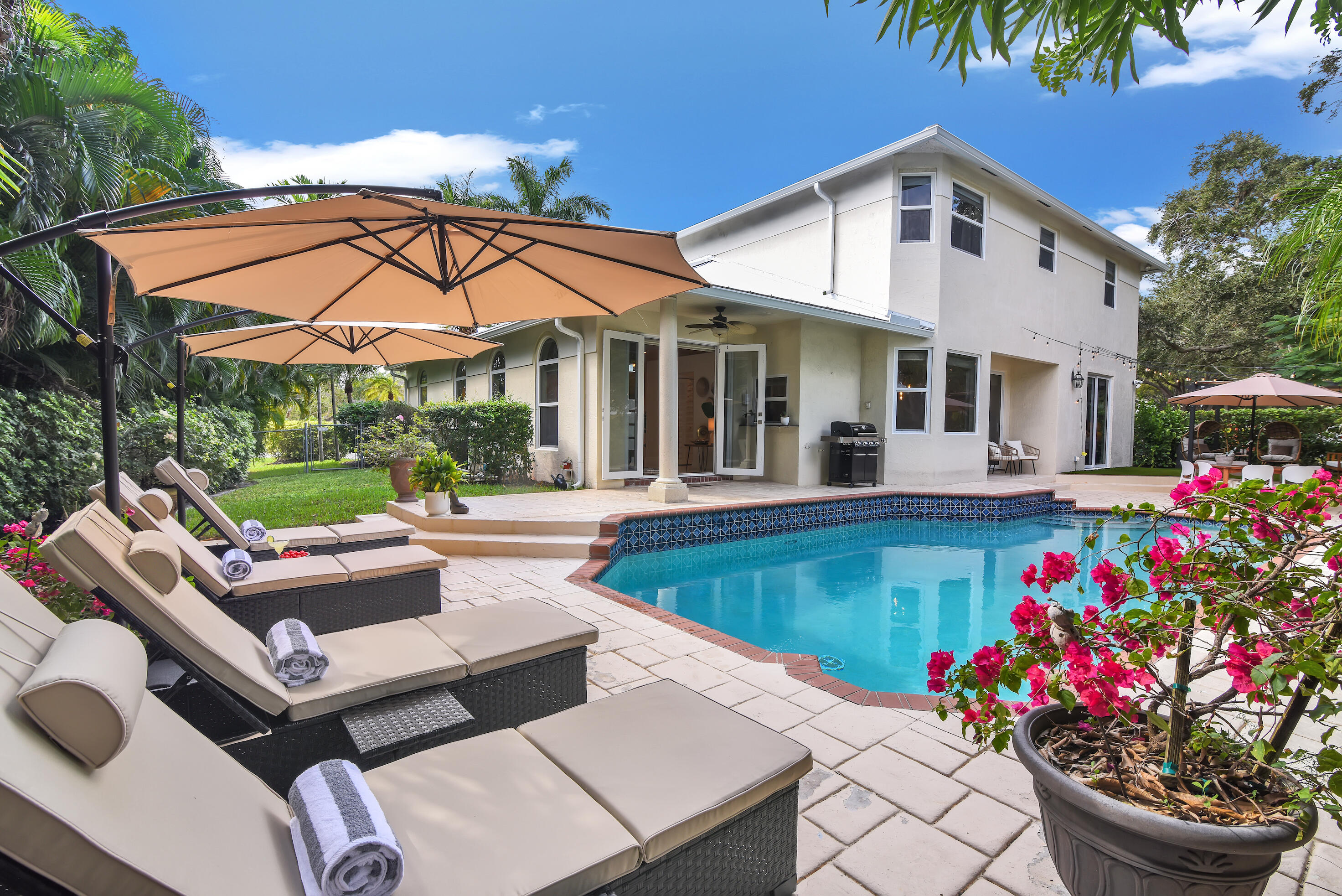 main property photo 77
