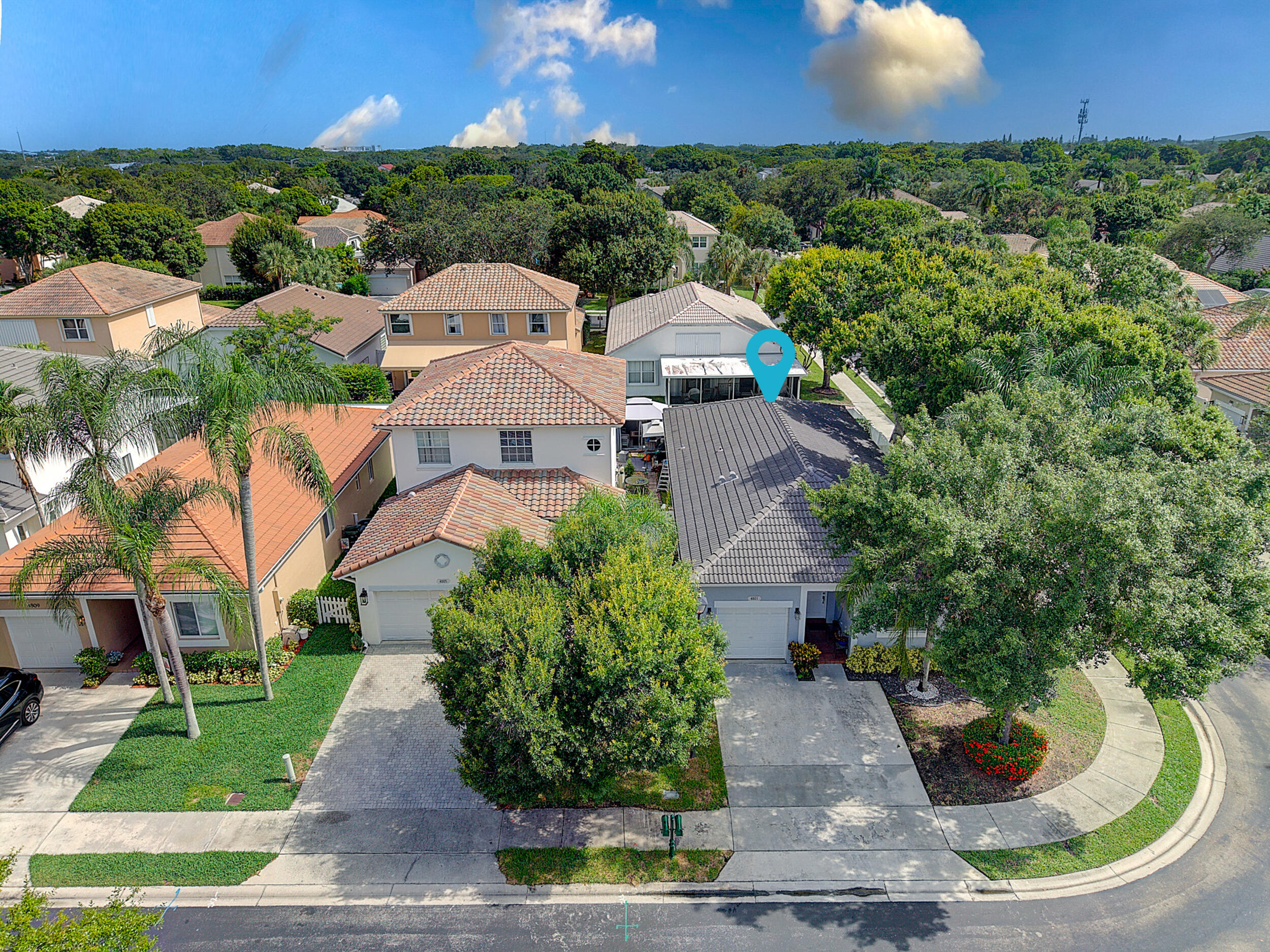 main property photo 19