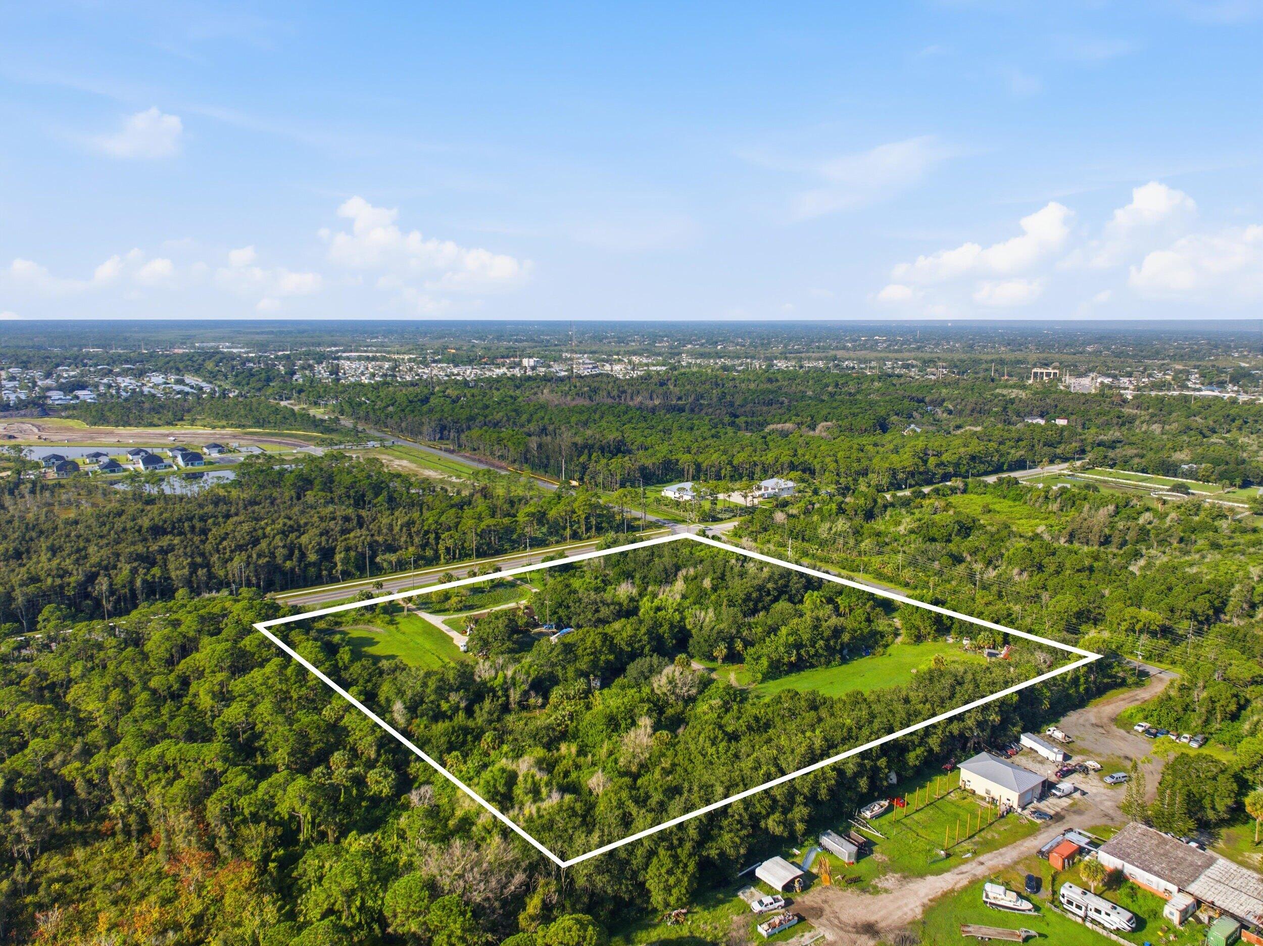 main property photo 11