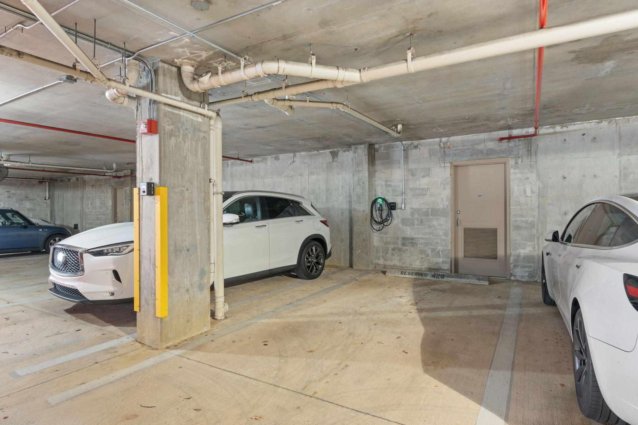 main property photo 29