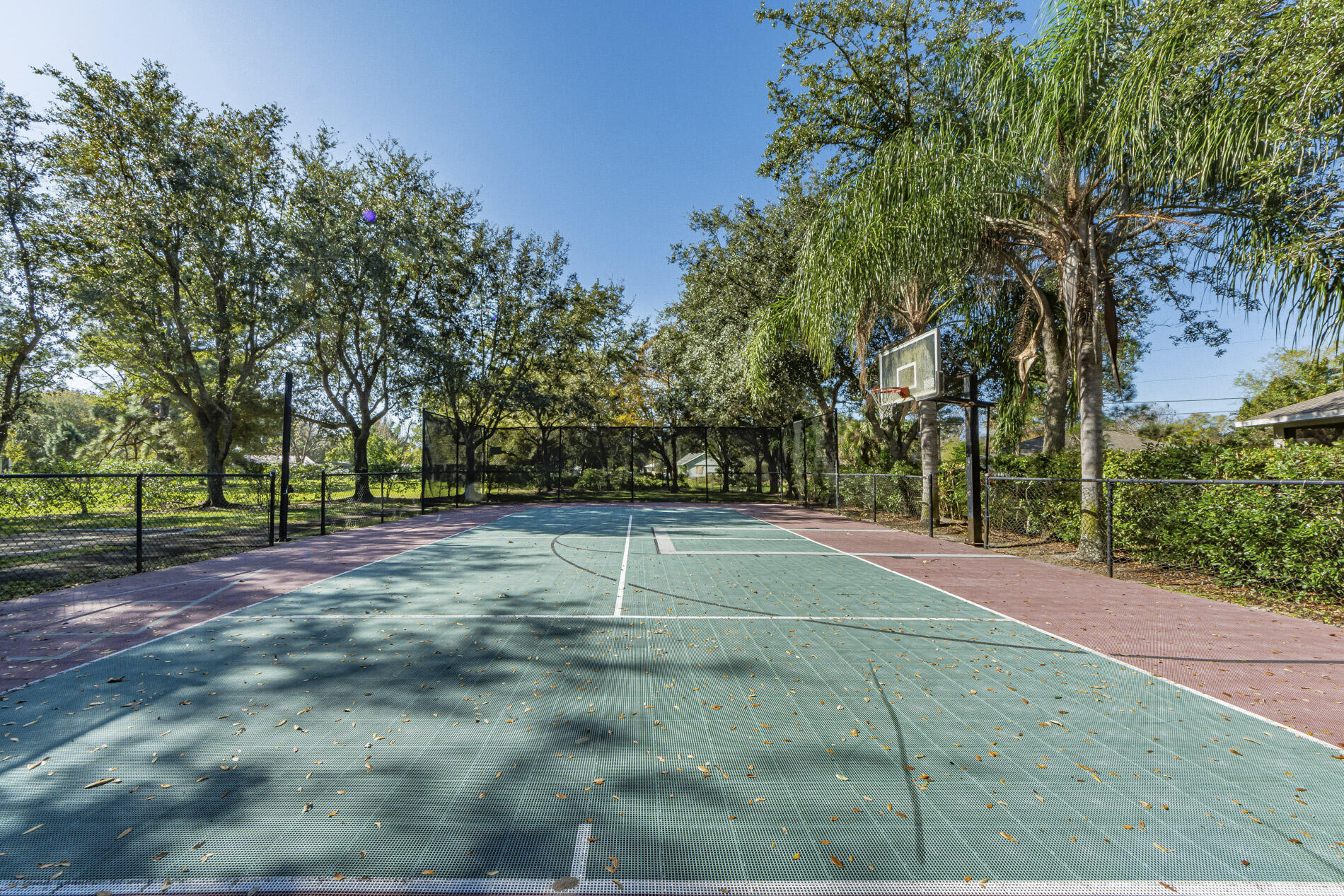 main property photo 33