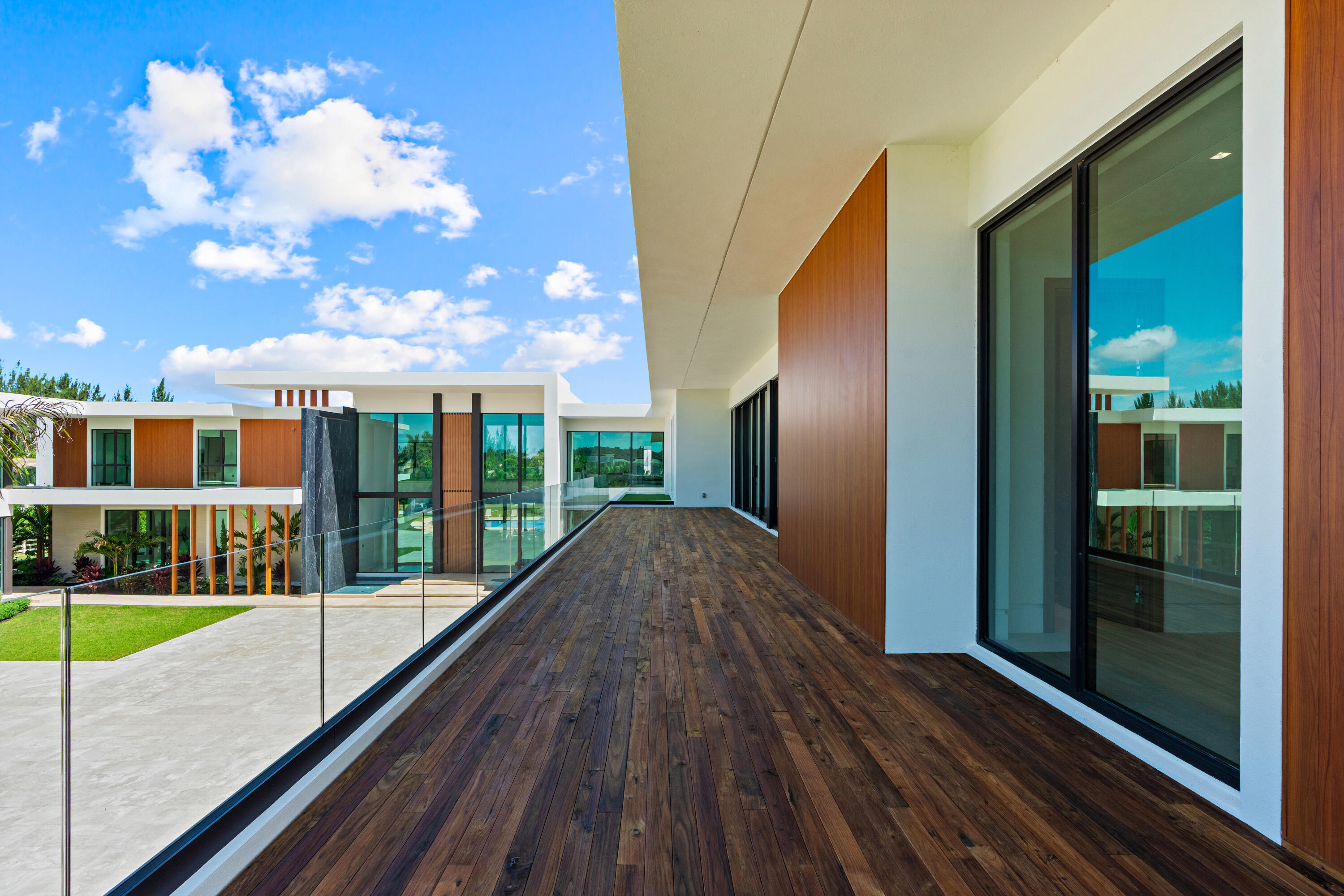 main property photo 79