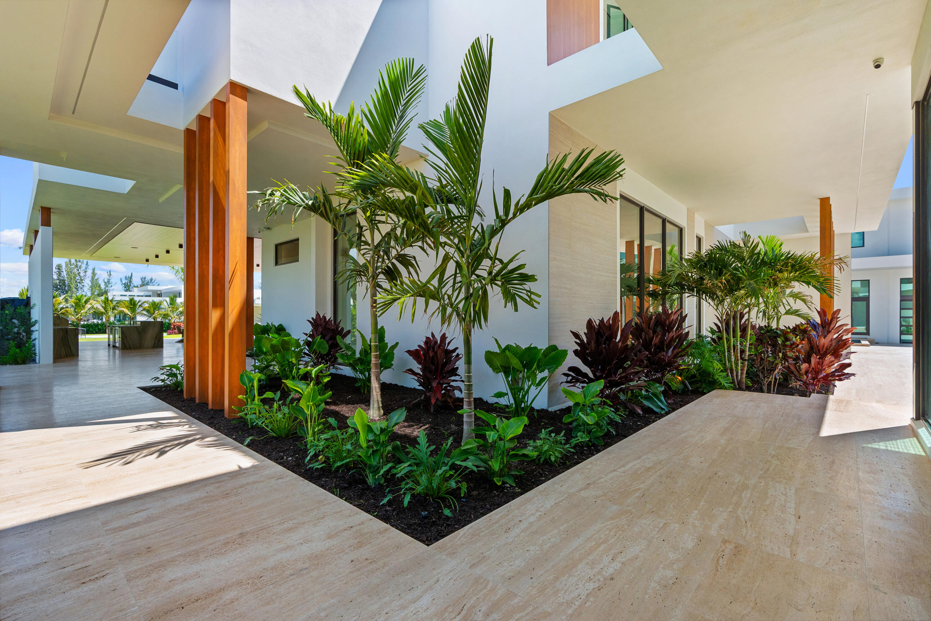 main property photo 80