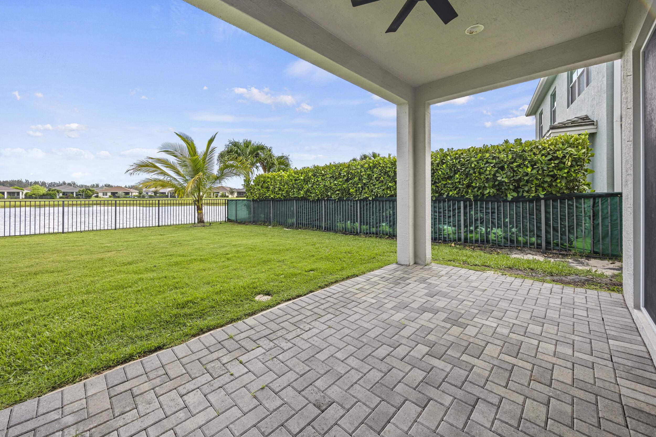 main property photo 81