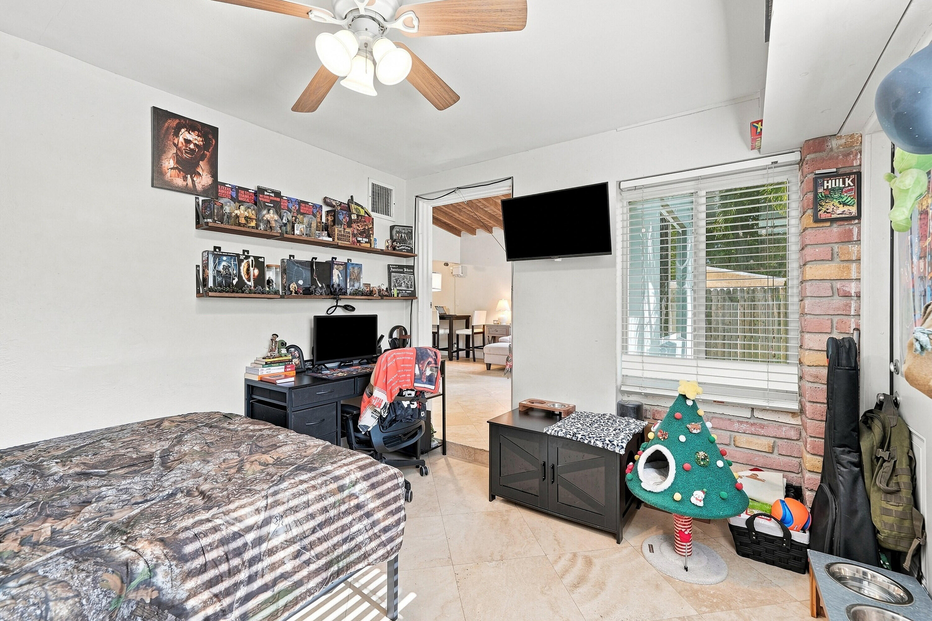 main property photo 22