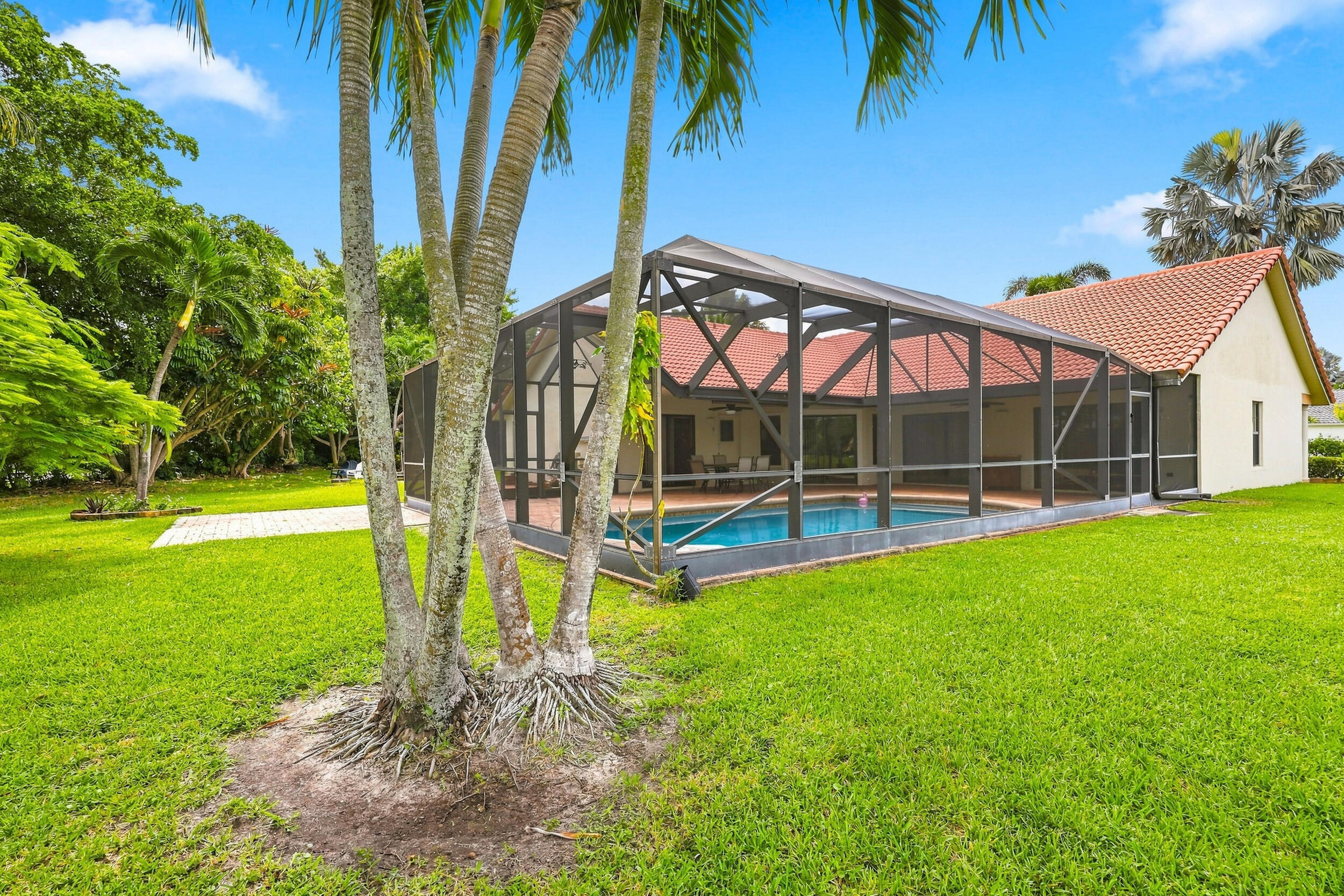 main property photo 65