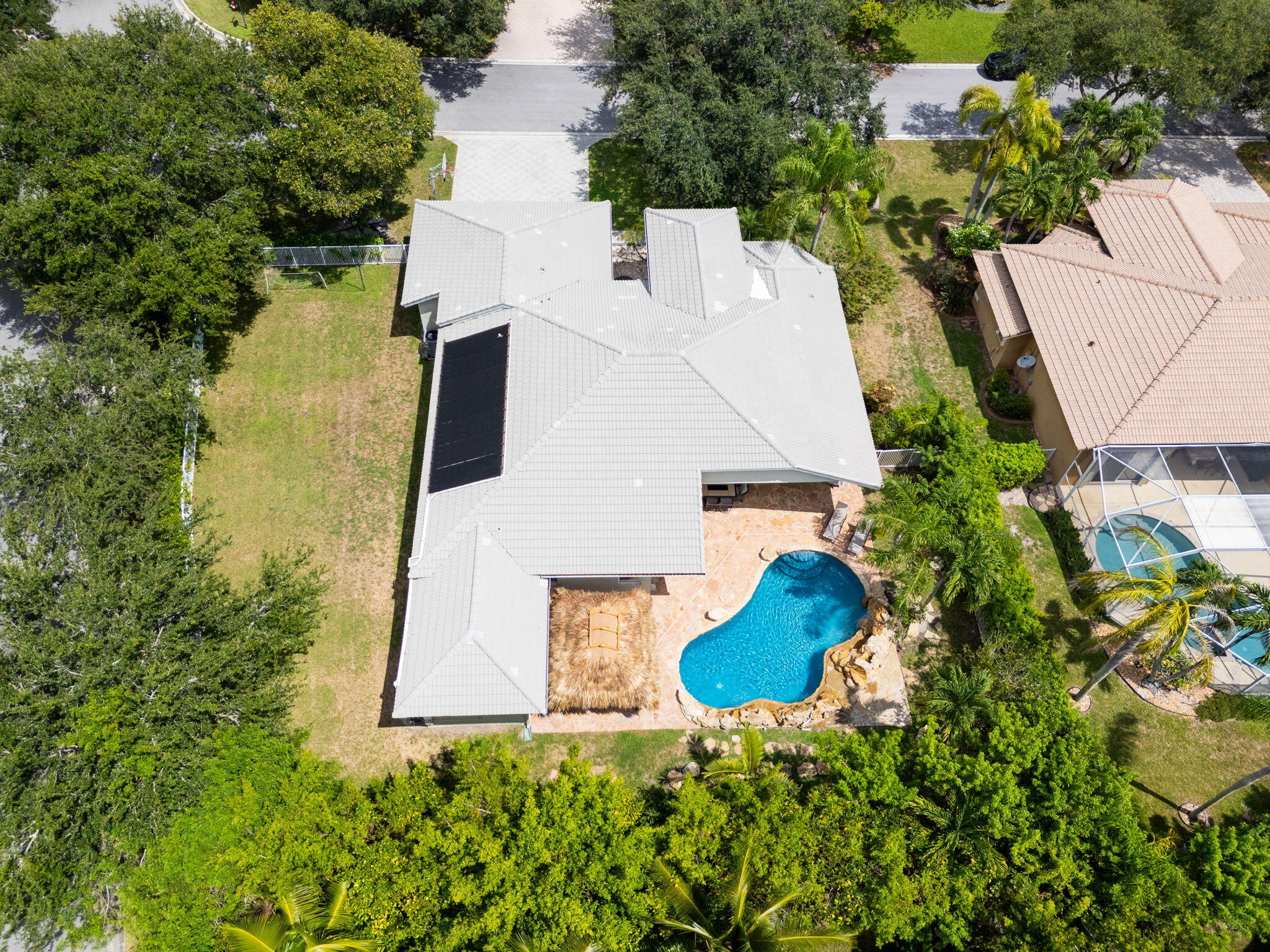 main property photo 73