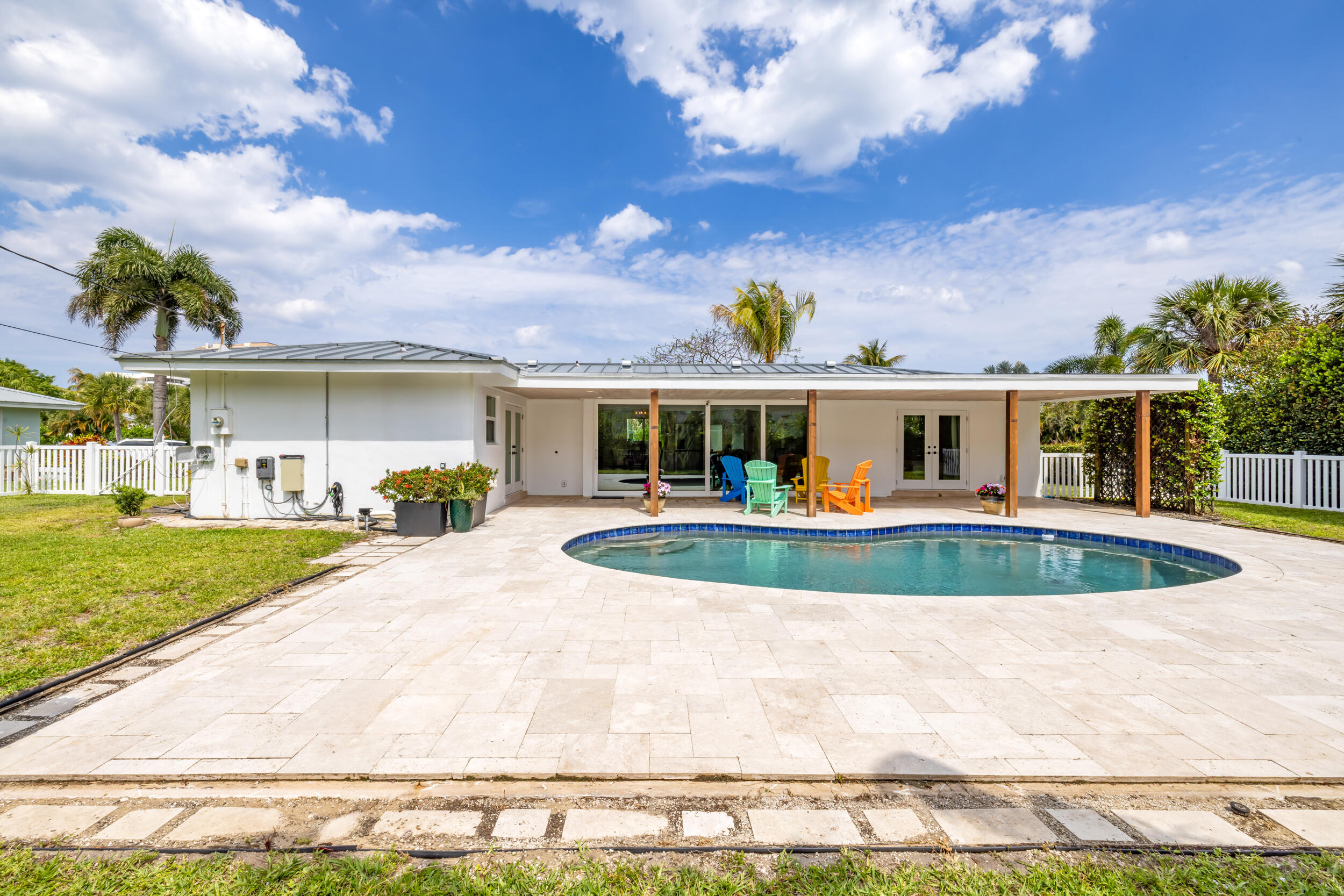 main property photo 33