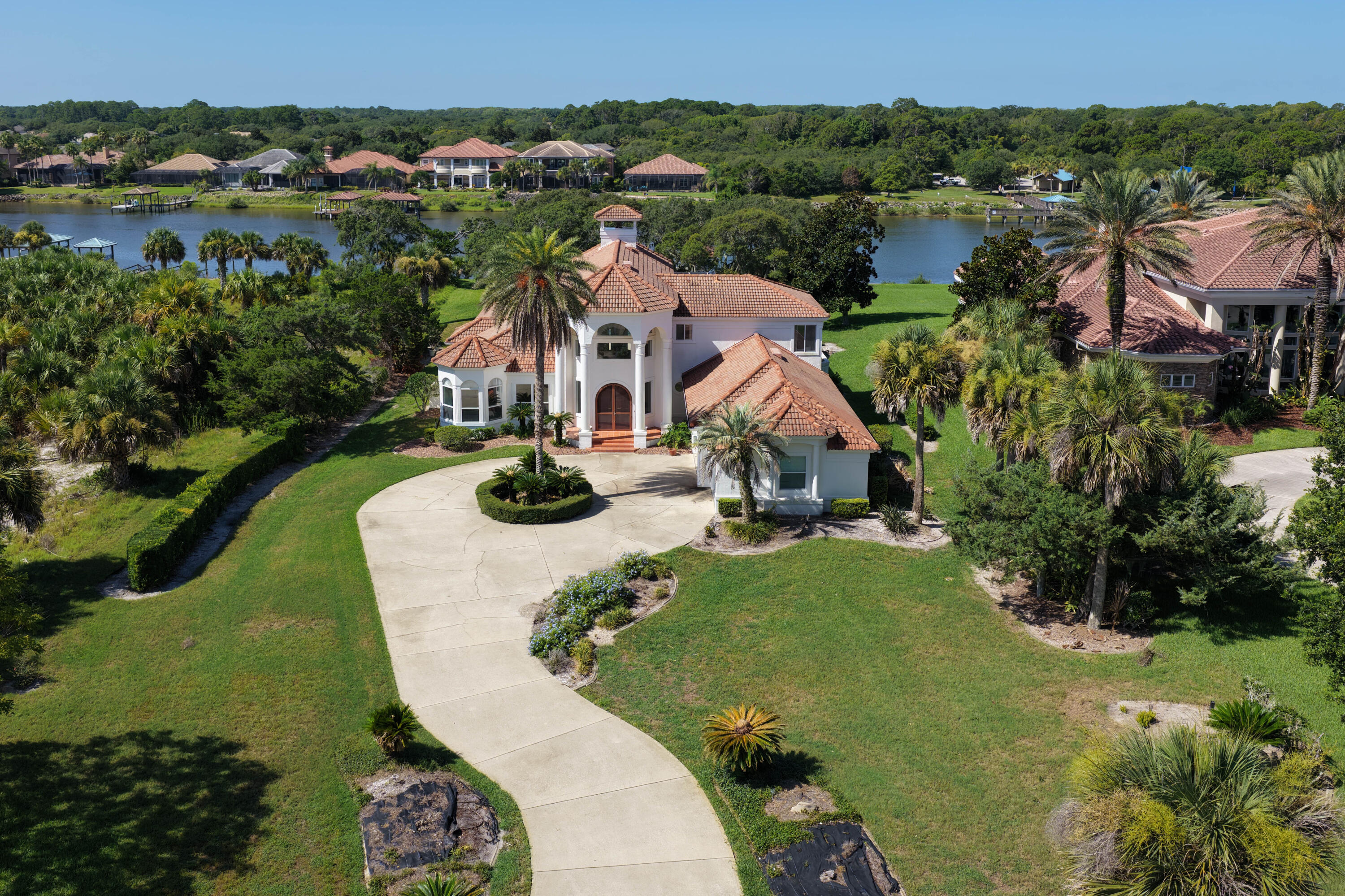 main property photo 33