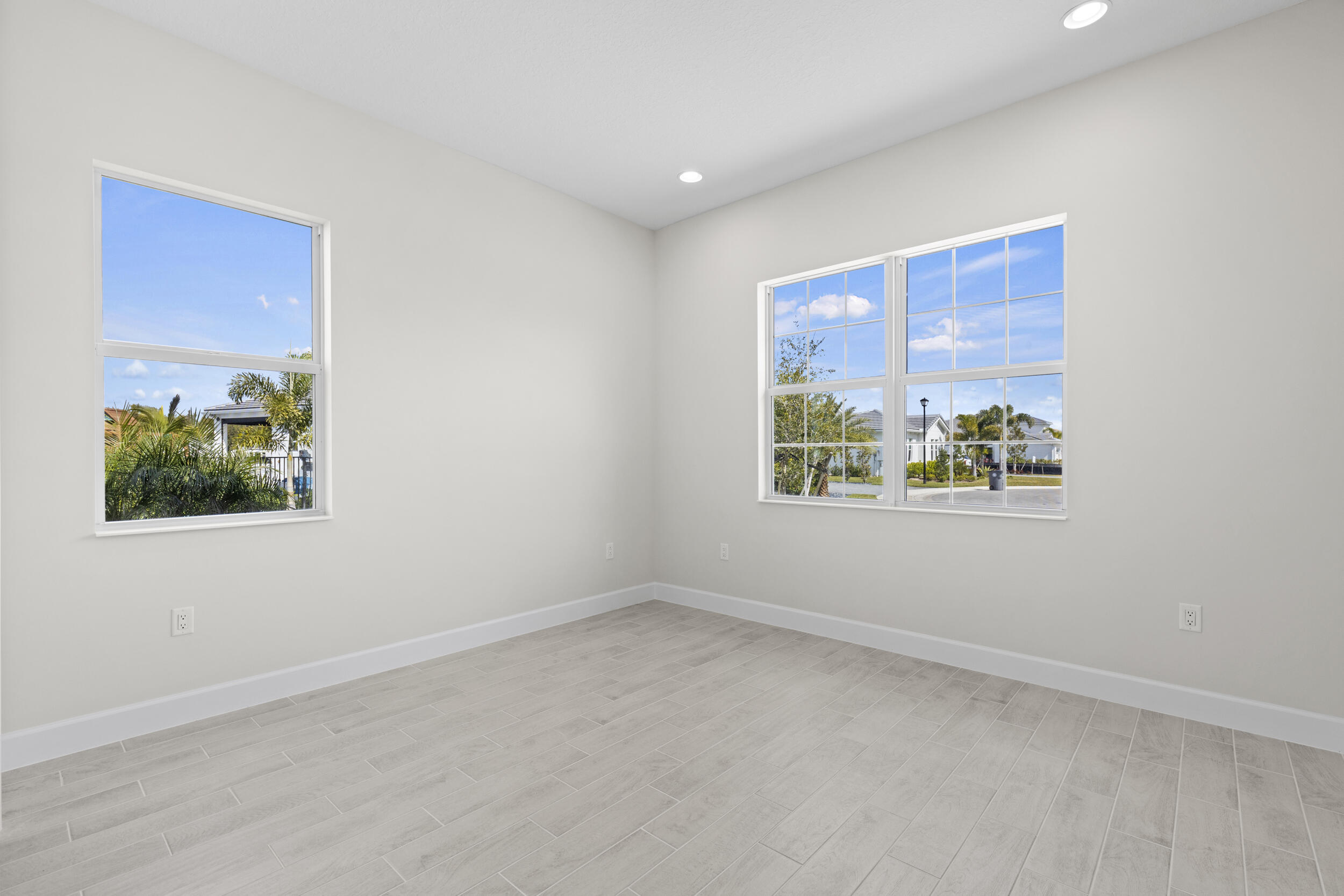 main property photo 74