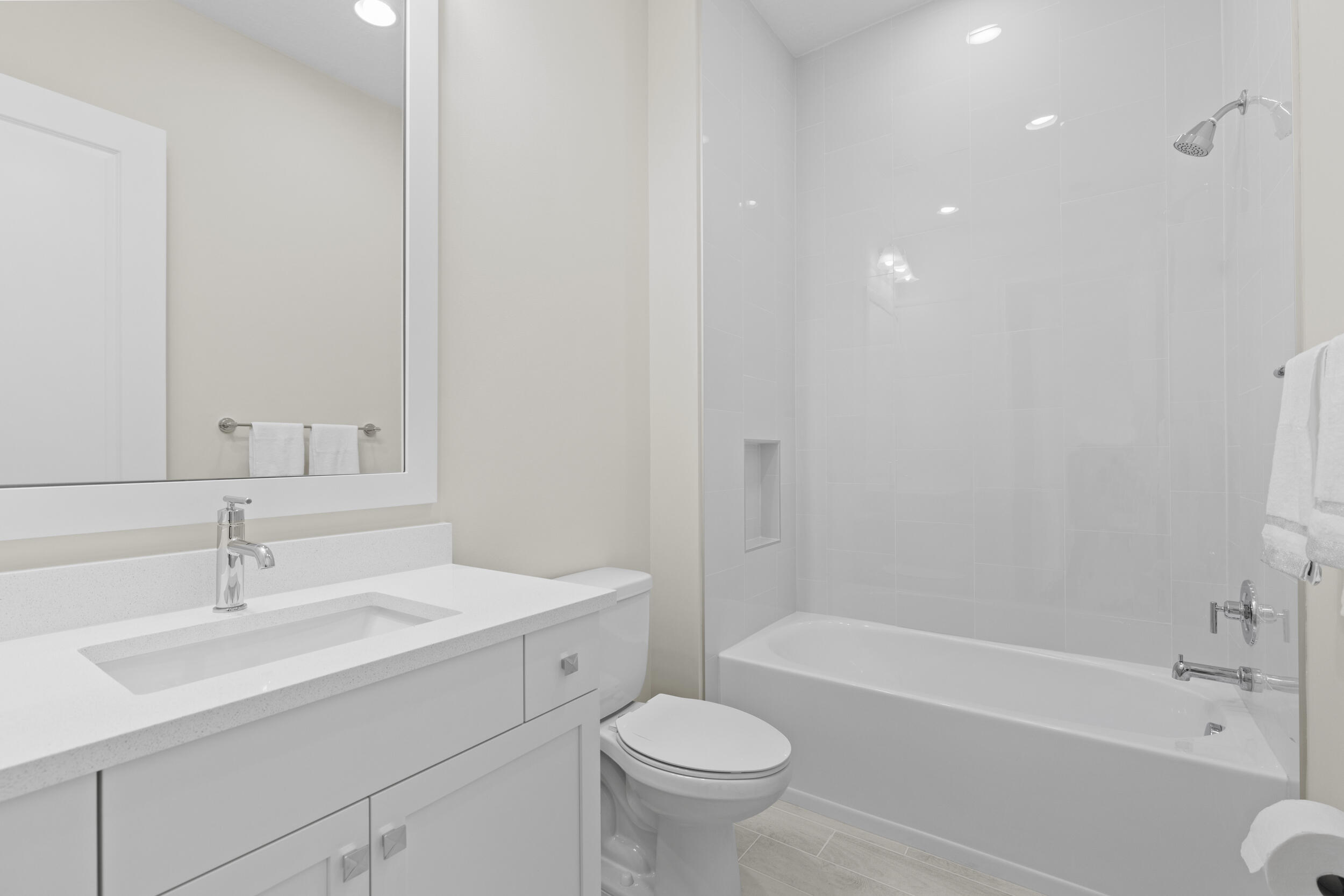 main property photo 80