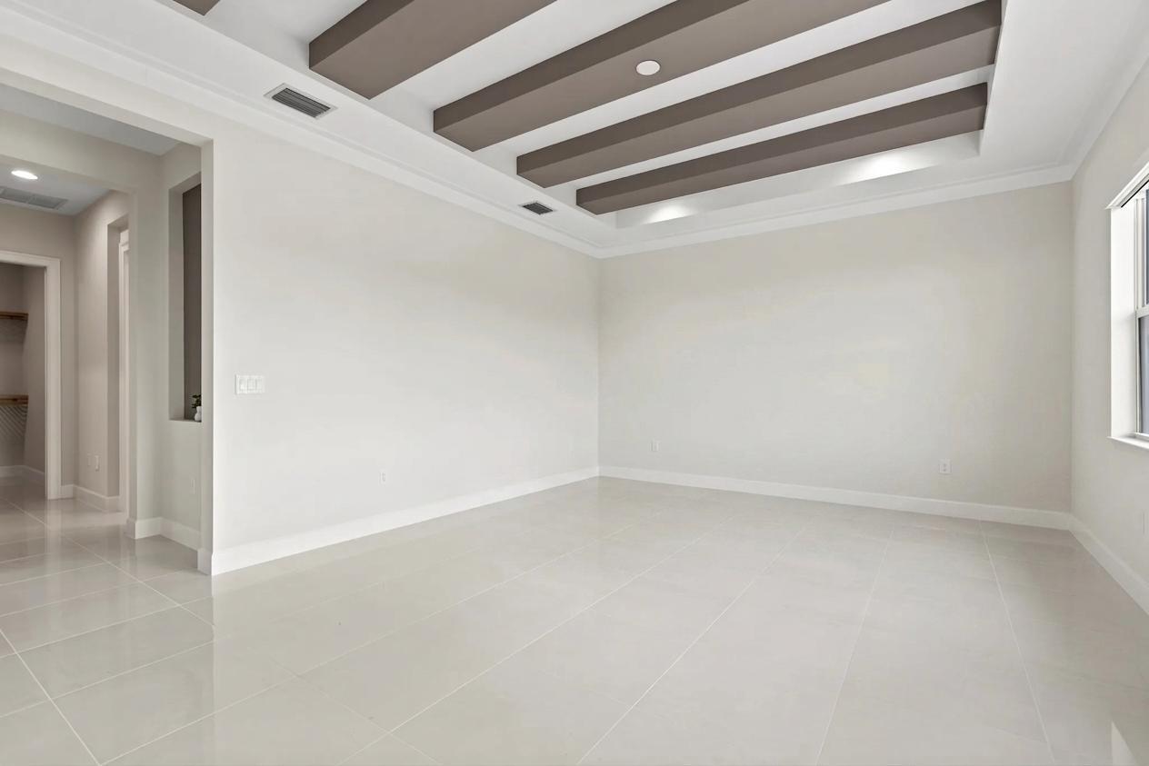 main property photo 88