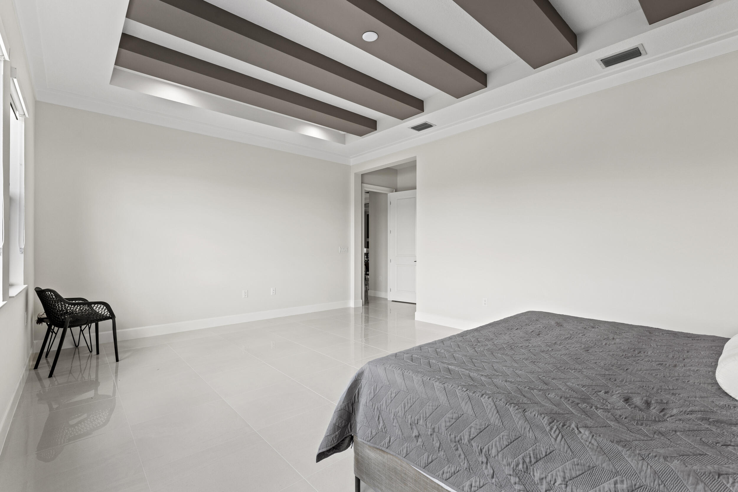 main property photo 96