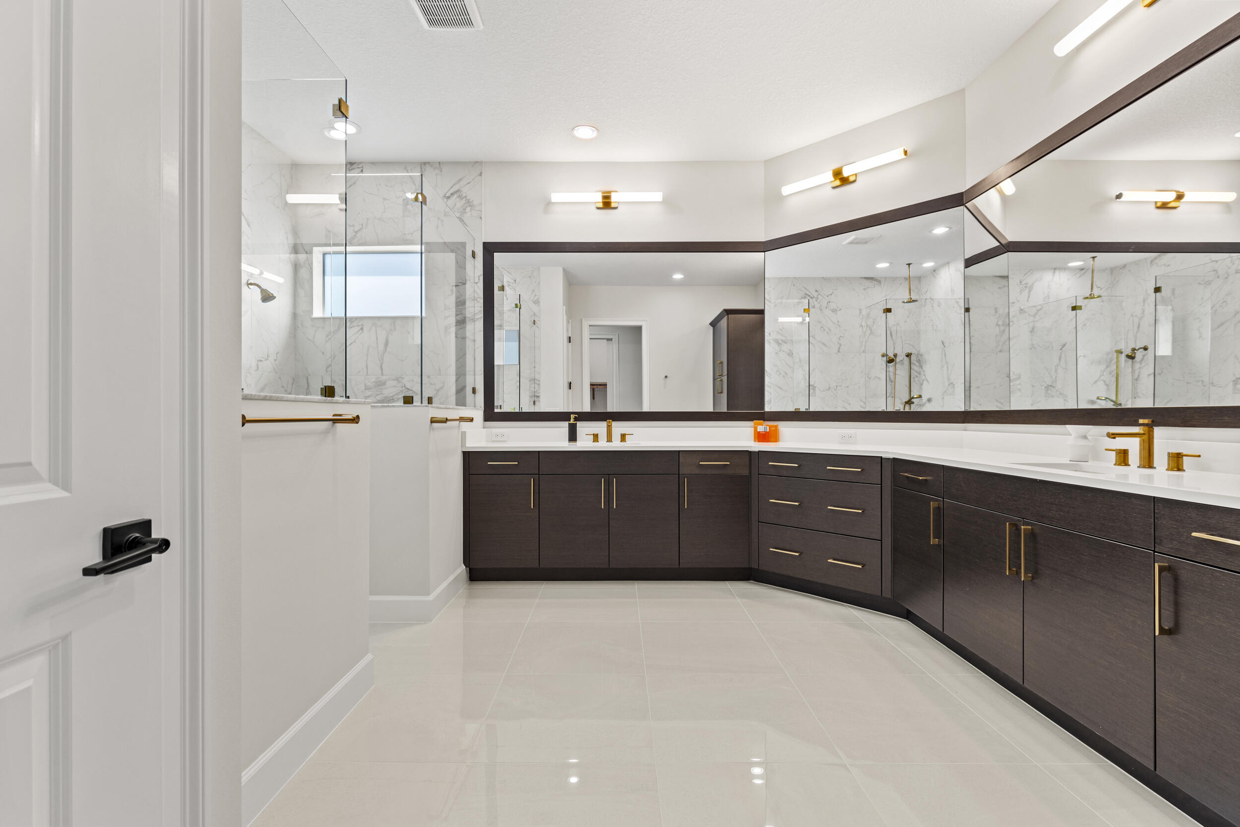 main property photo 99