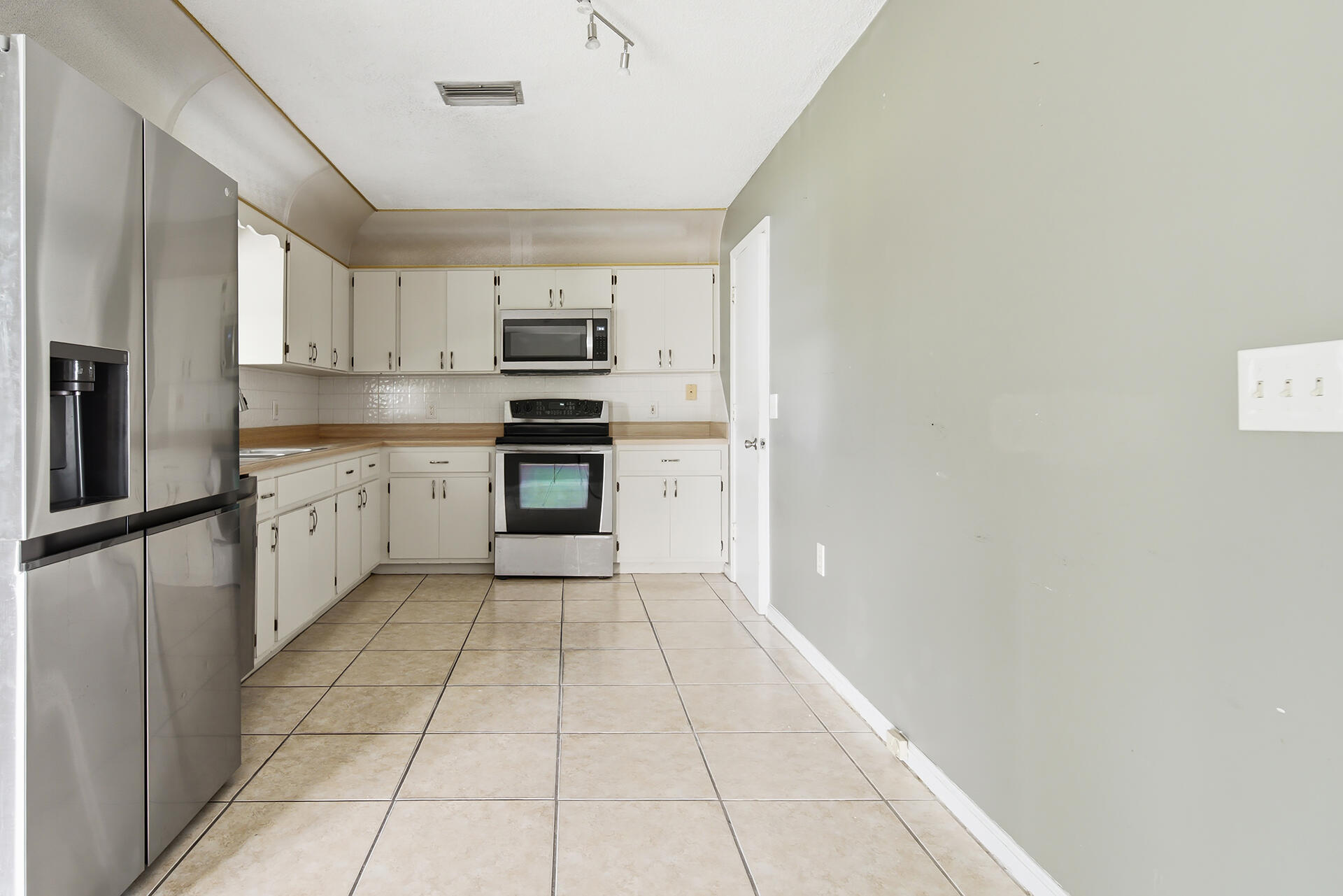 property viewer photo 14