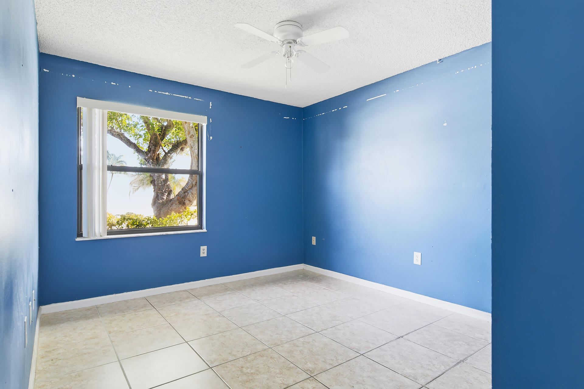 property viewer photo 24