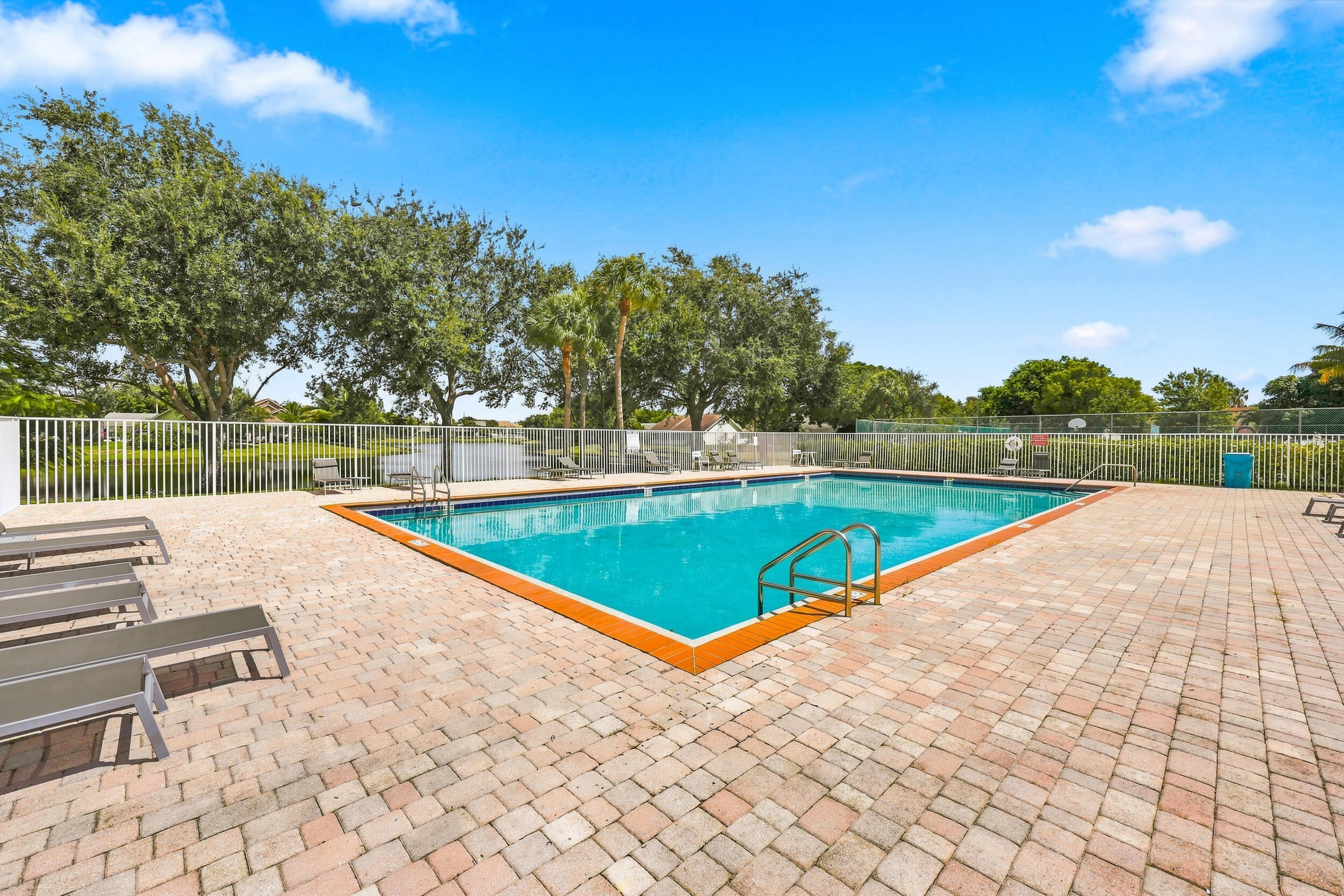 main property photo 81