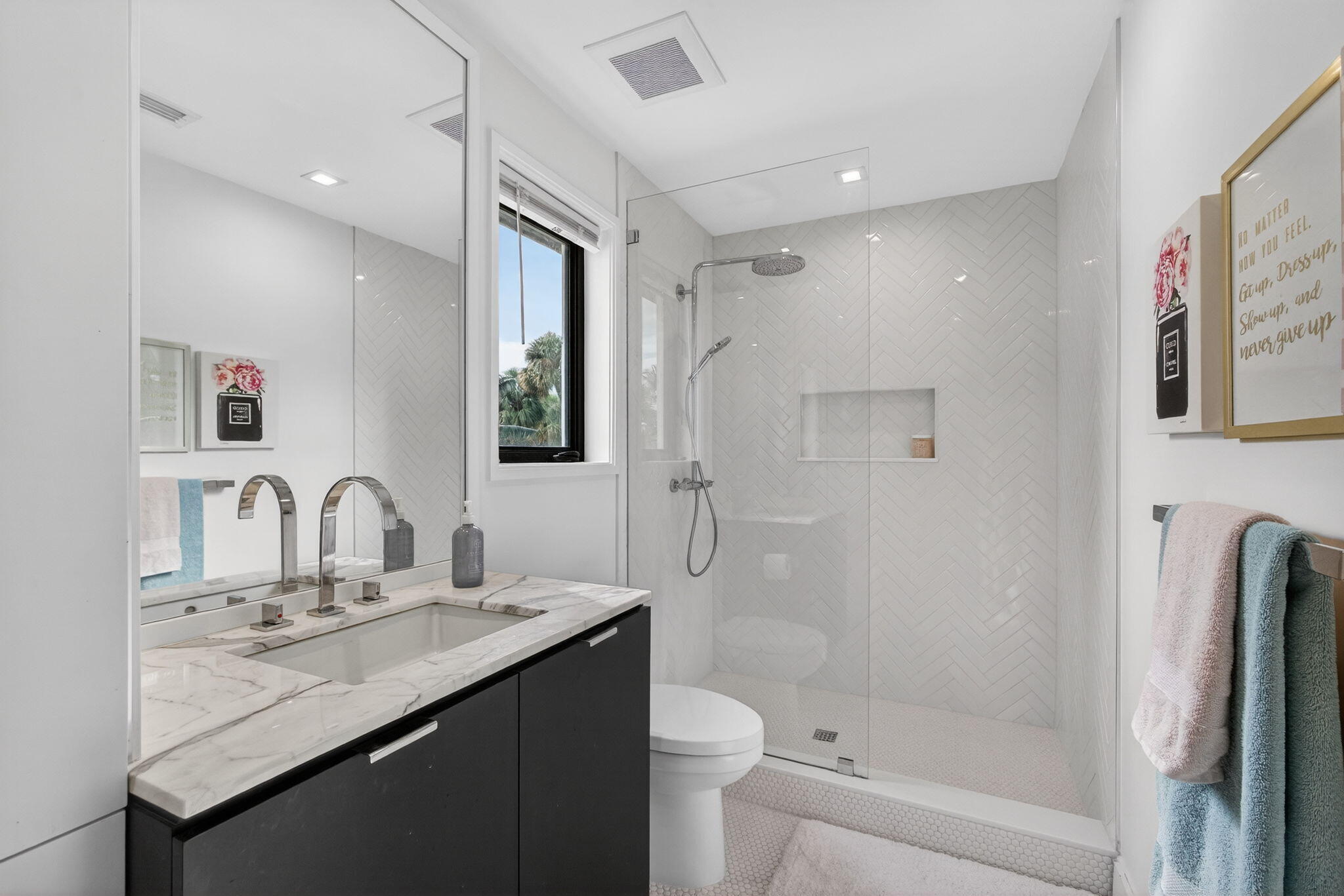 main property photo 90