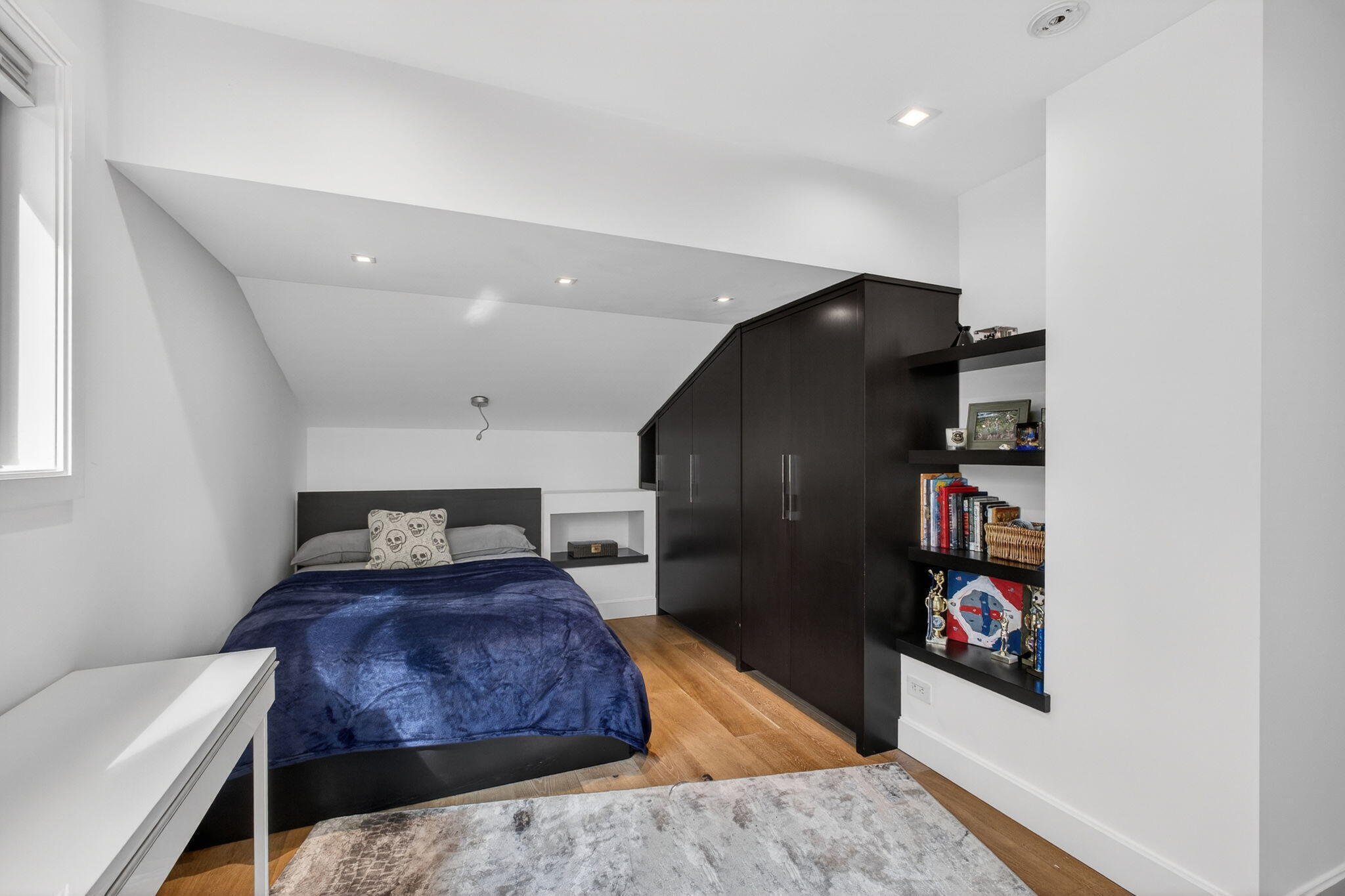 main property photo 96
