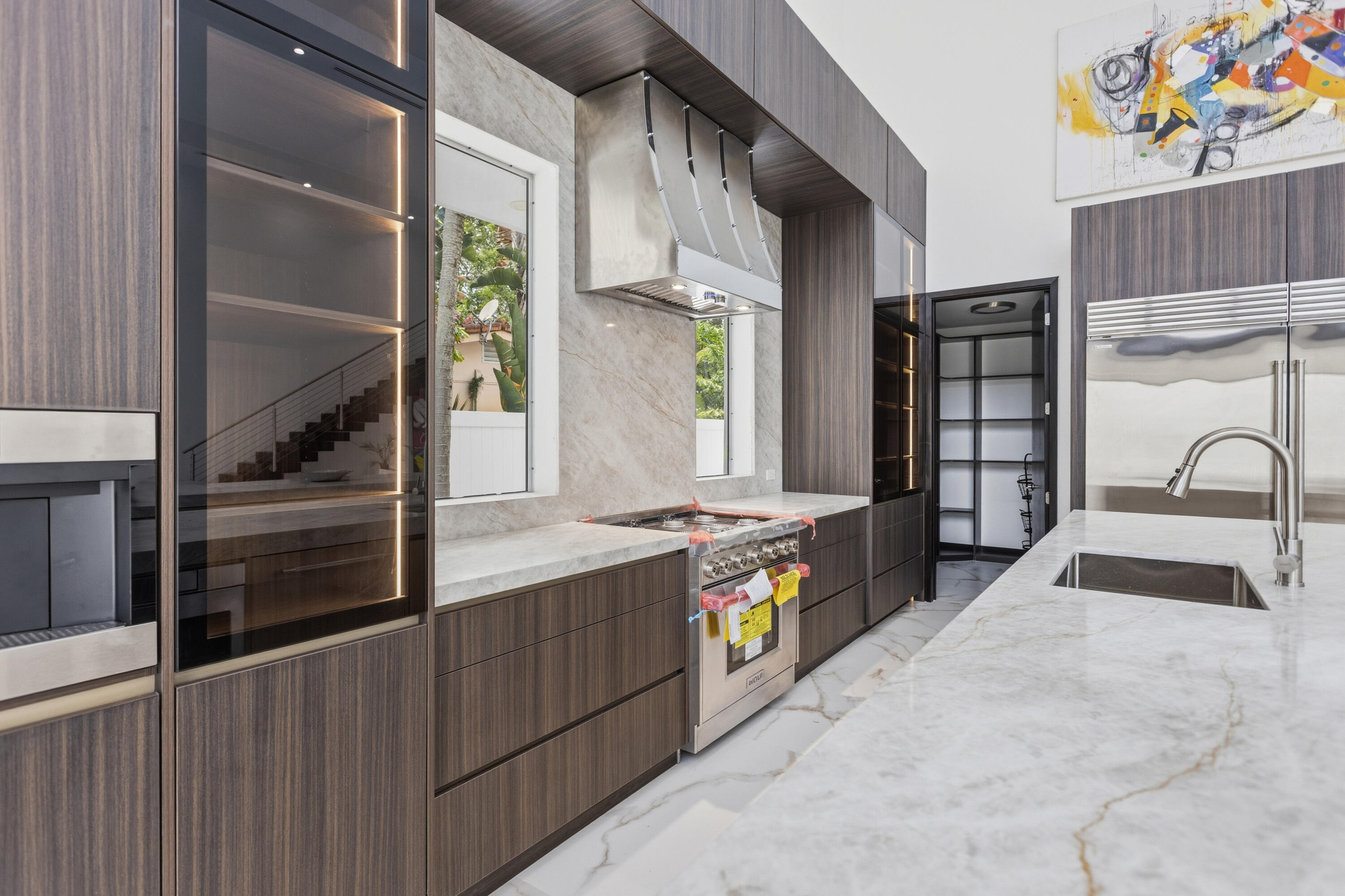 property viewer photo 18