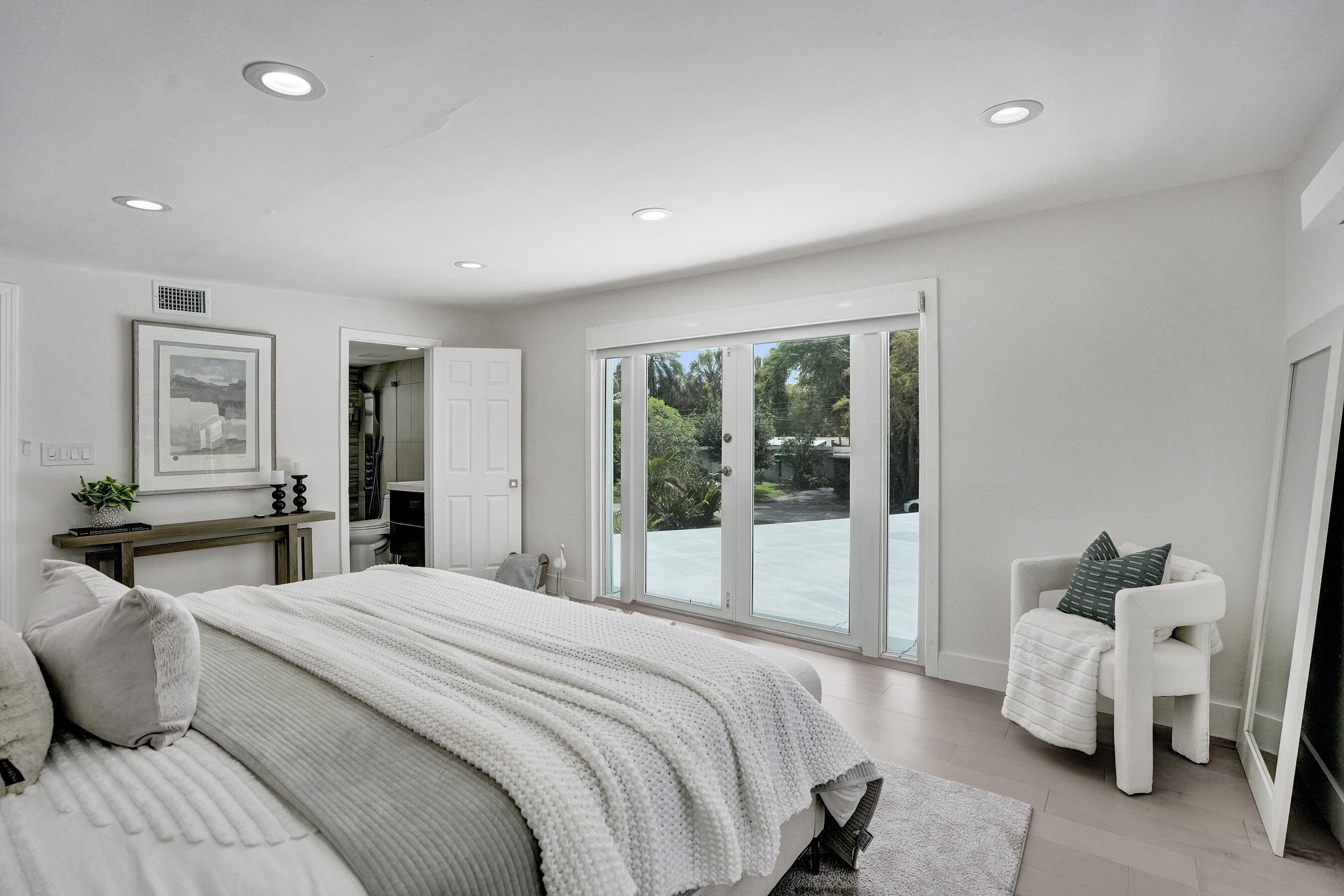 main property photo 63