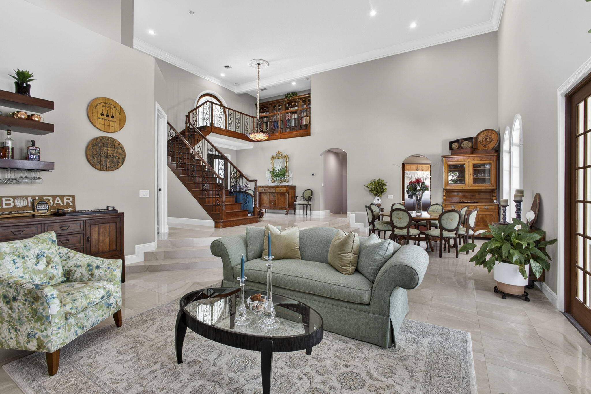 main property photo 13
