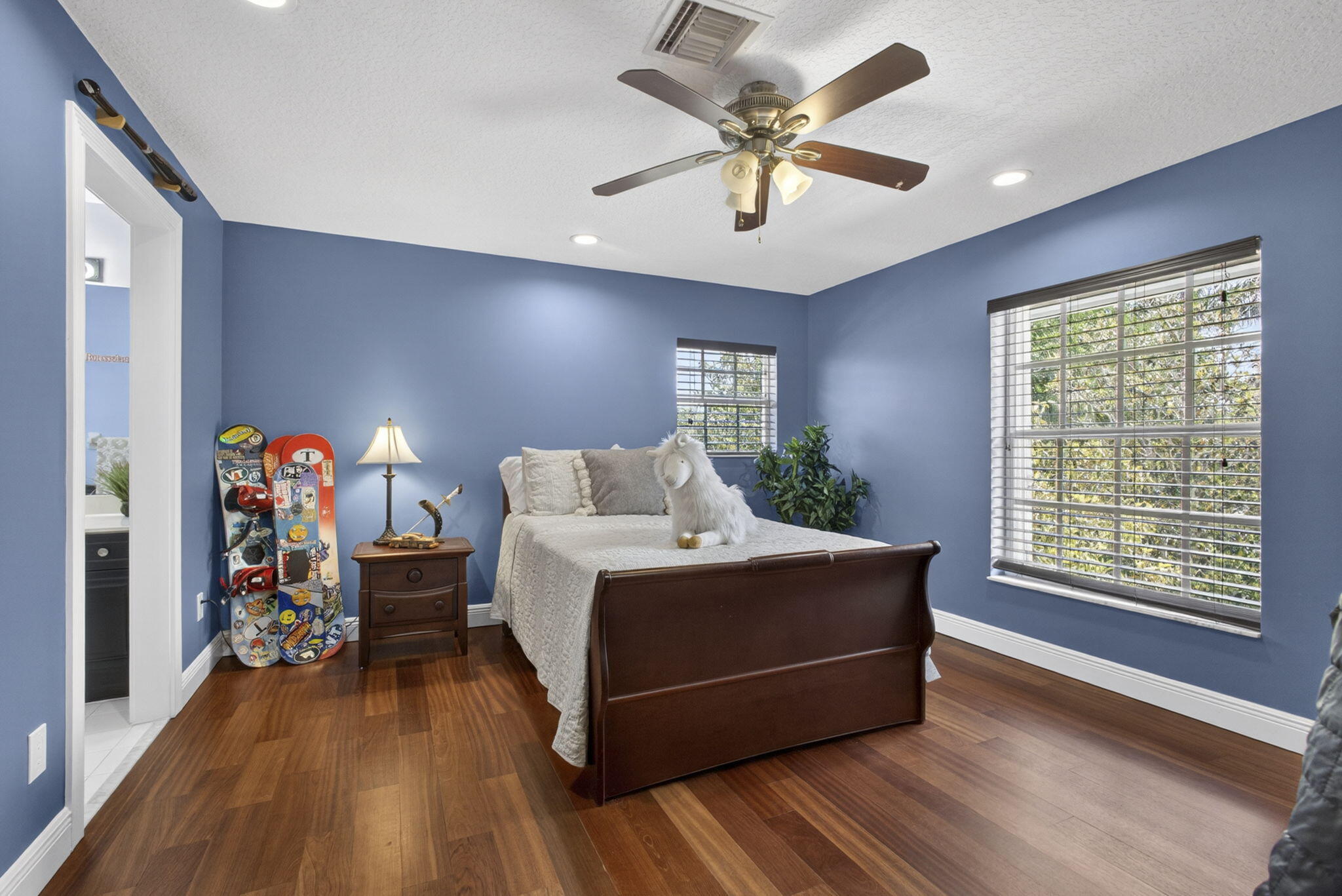 main property photo 57