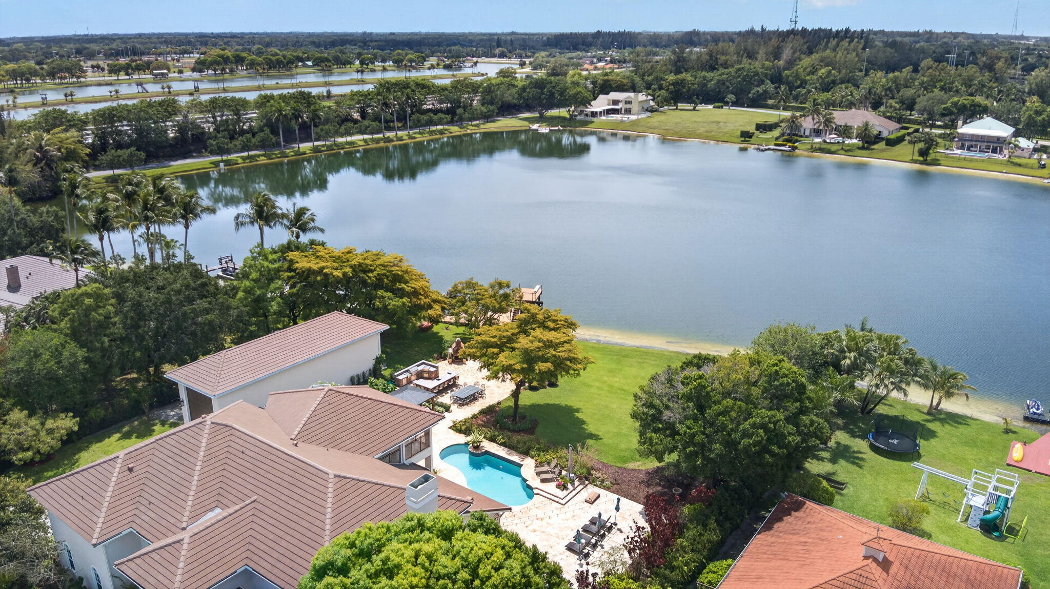 main property photo 98